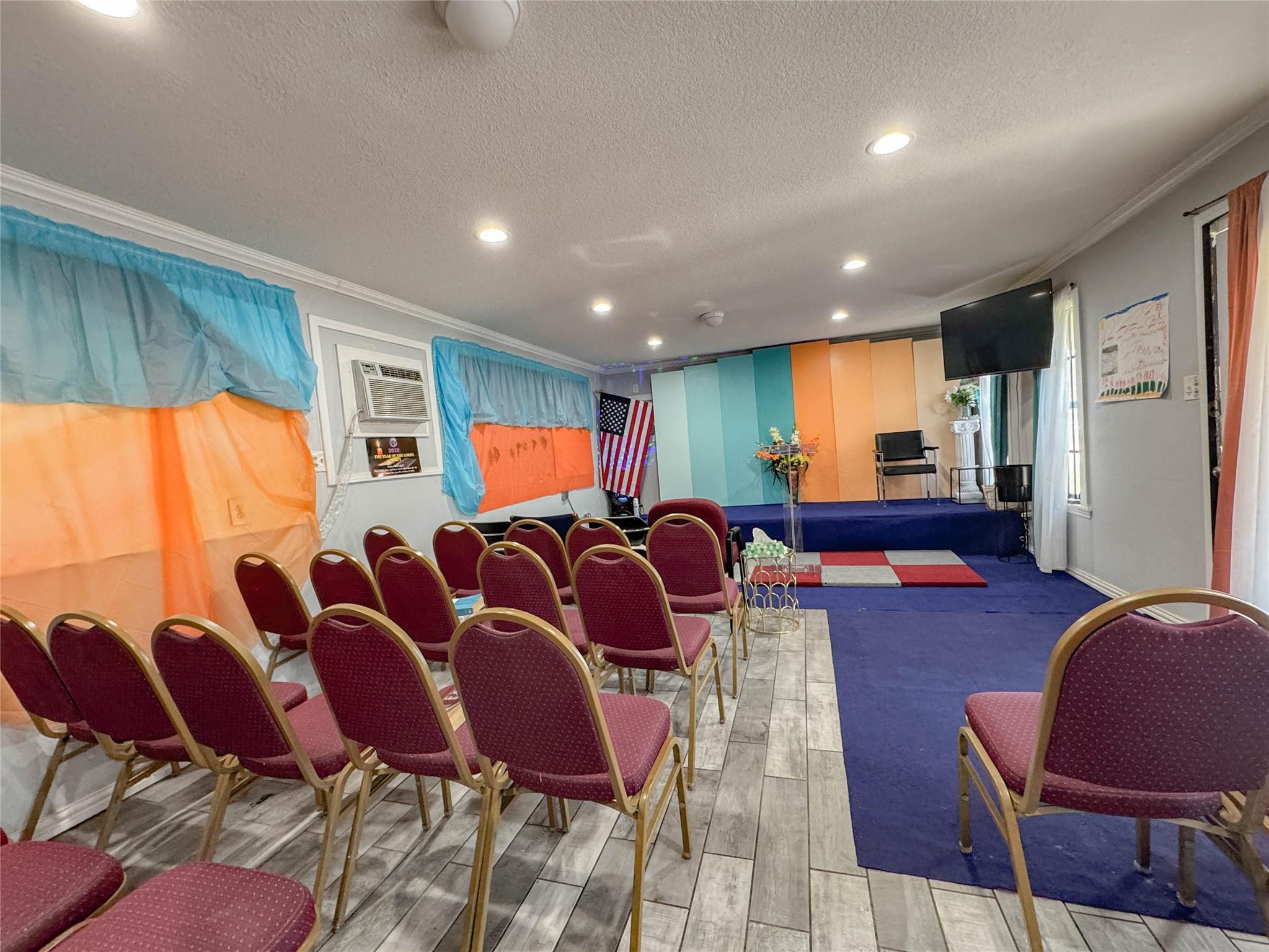 607 W Martin Luther King Jr Street, Bryan, TX 77803