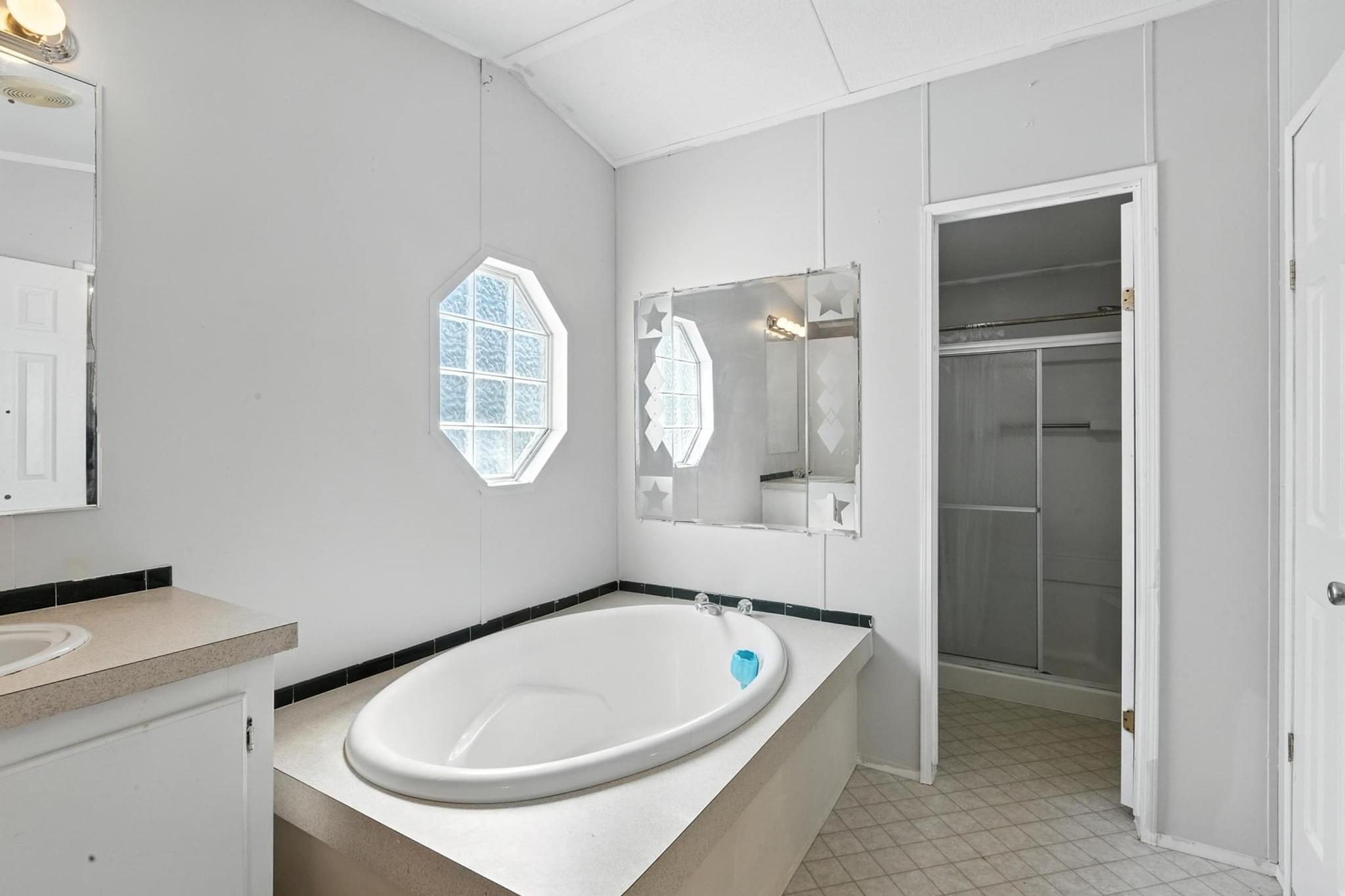 183 Blanket Flower Dr, Bastrop, TX 78602