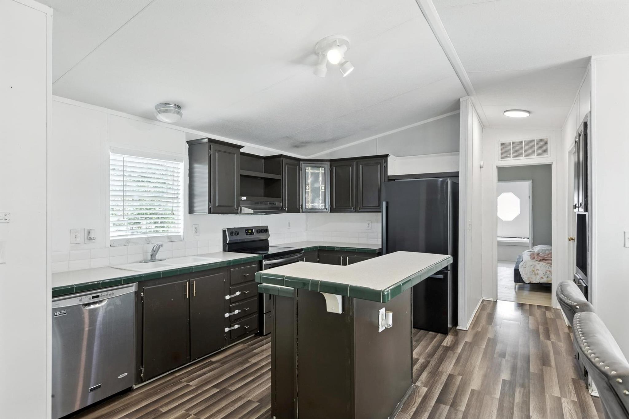 183 Blanket Flower Dr, Bastrop, TX 78602