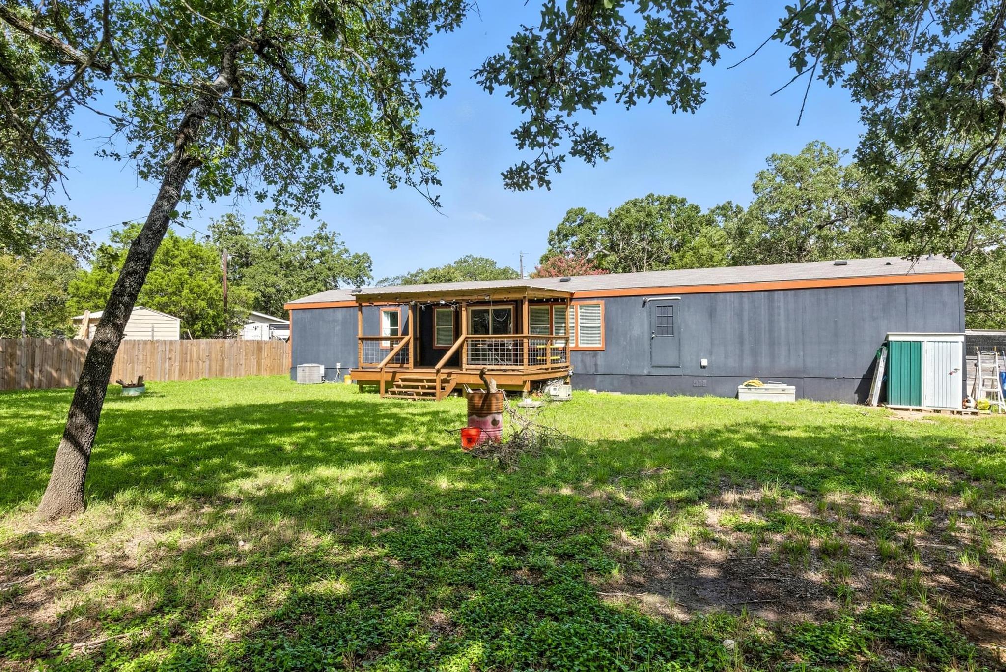 183 Blanket Flower Dr, Bastrop, TX 78602