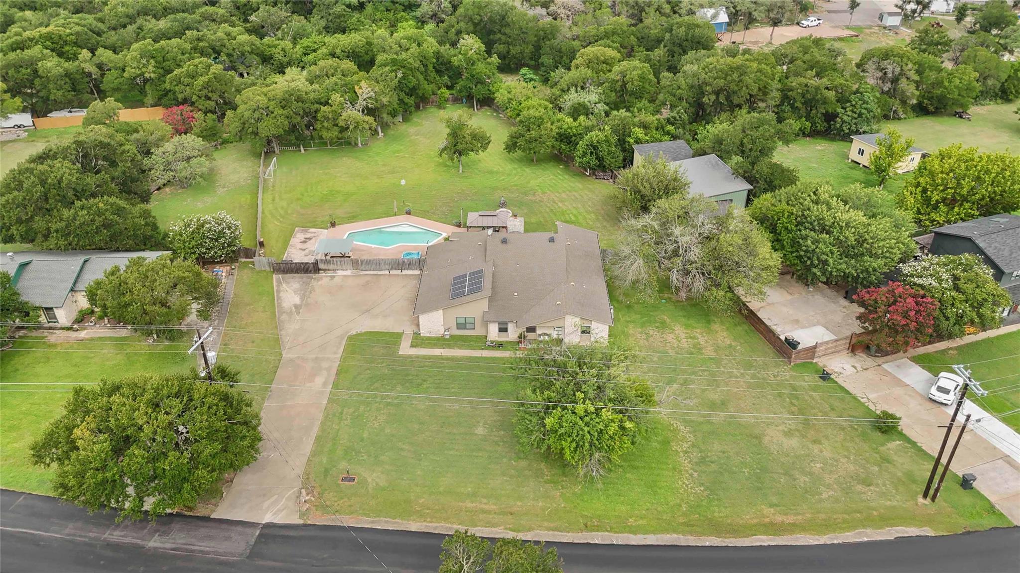 305 Canyon Wren Dr, Buda, TX 78610