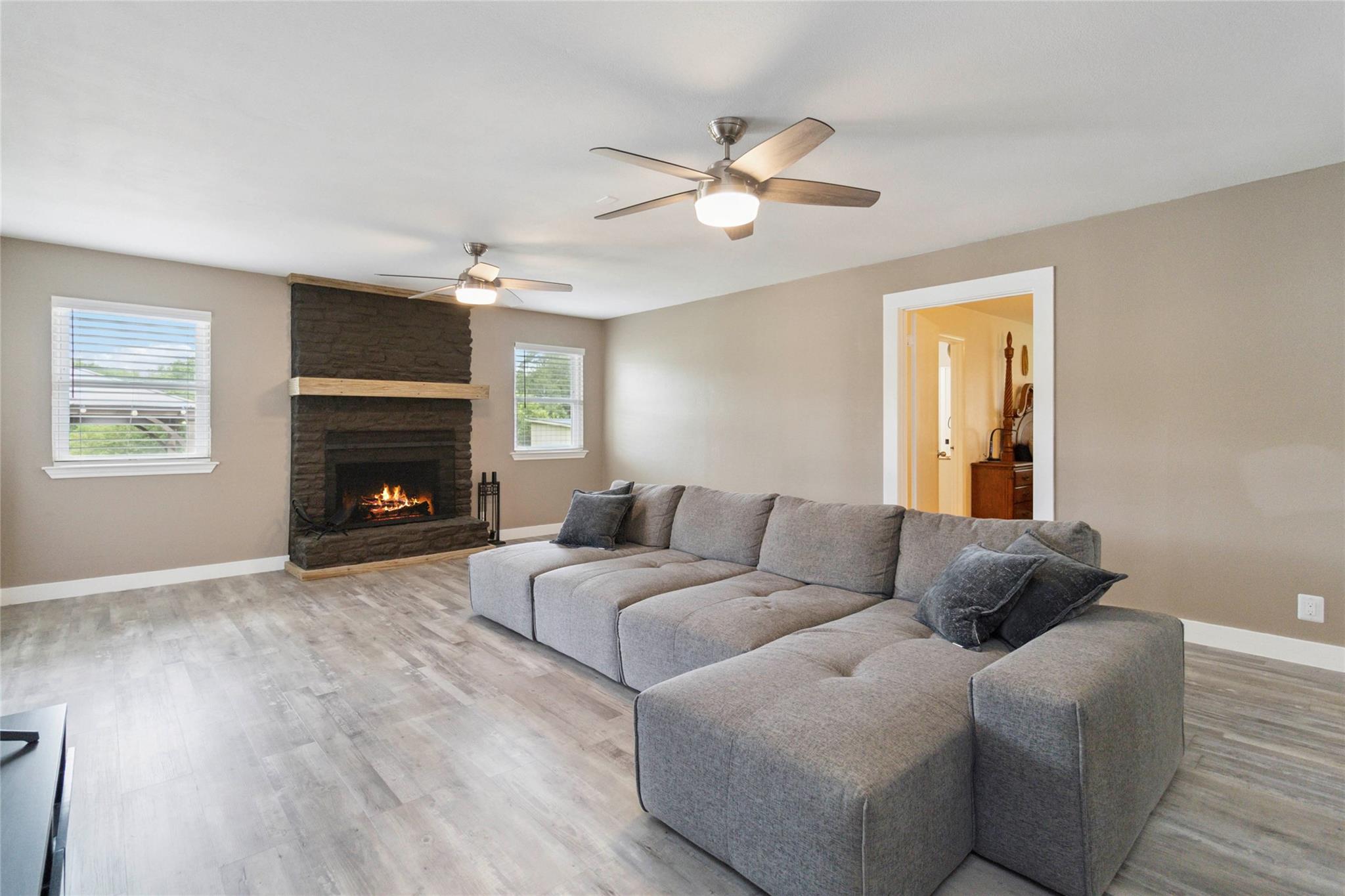 305 Canyon Wren Dr, Buda, TX 78610