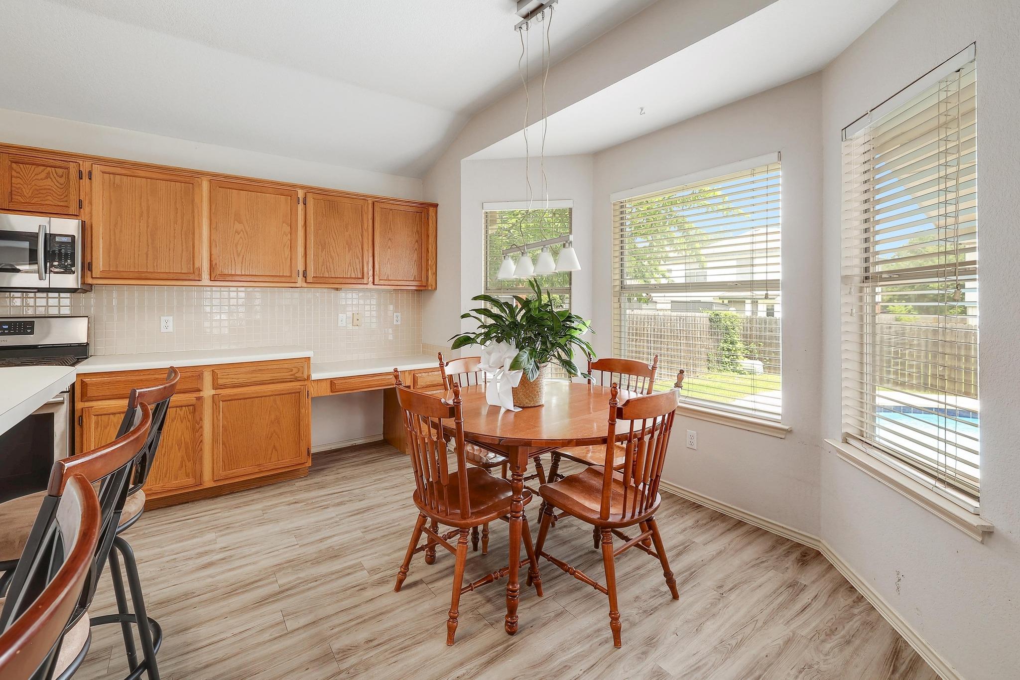15433 Ozone Pl, Austin, TX 78728
