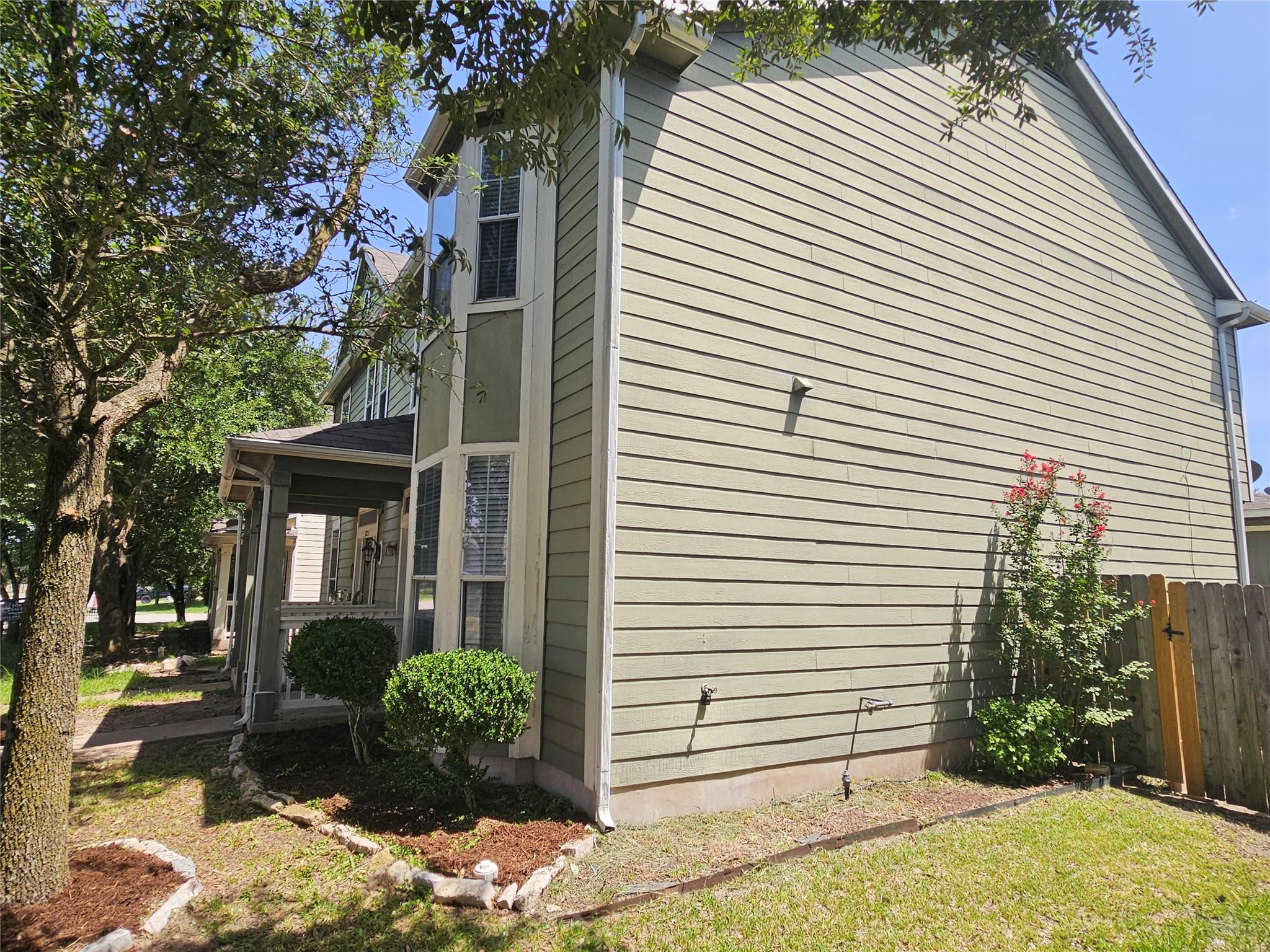 18749 Golden Eagle Way, Elgin, TX 78621