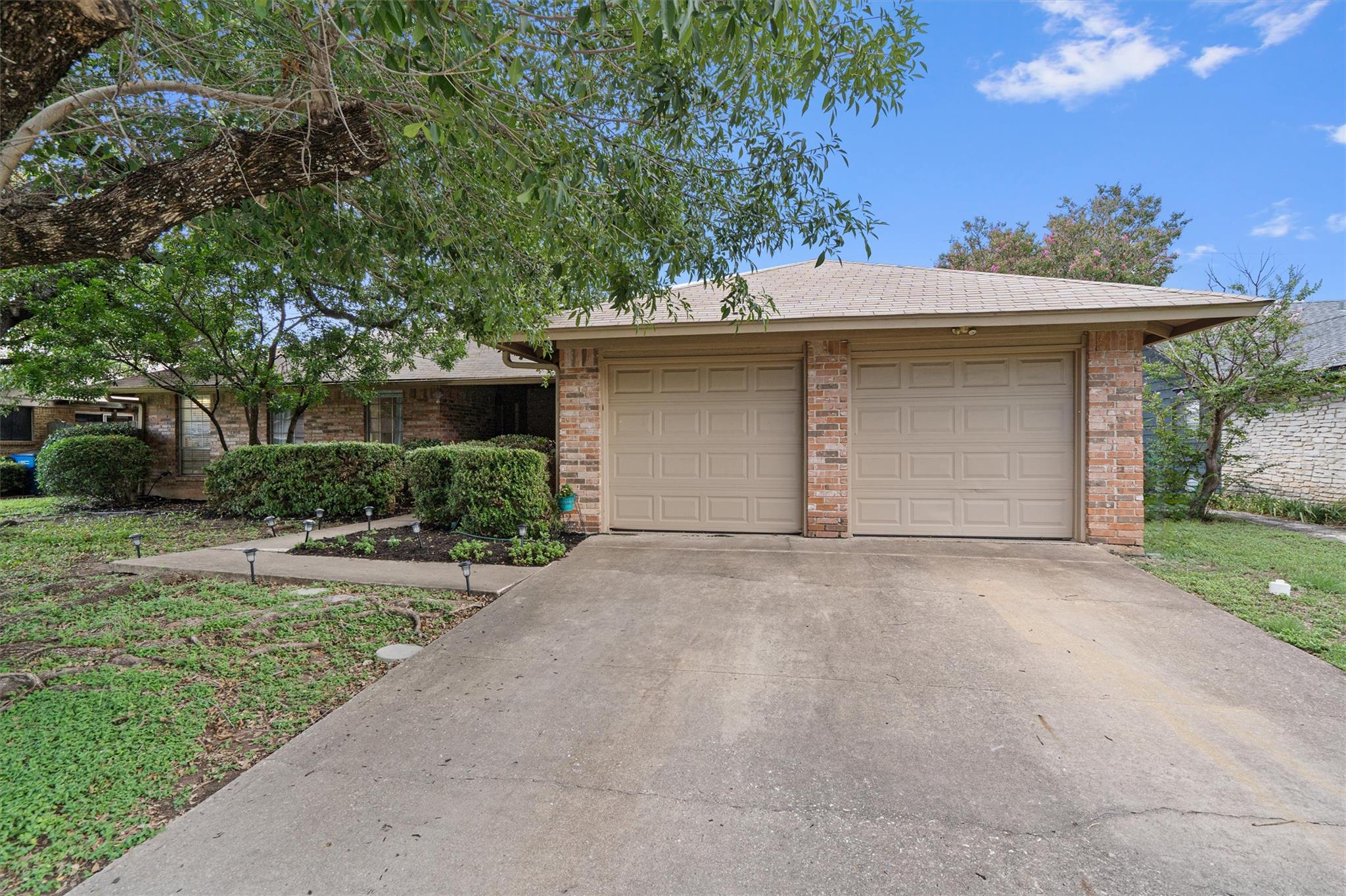2714 Thrushwood Dr, Austin, TX 78757