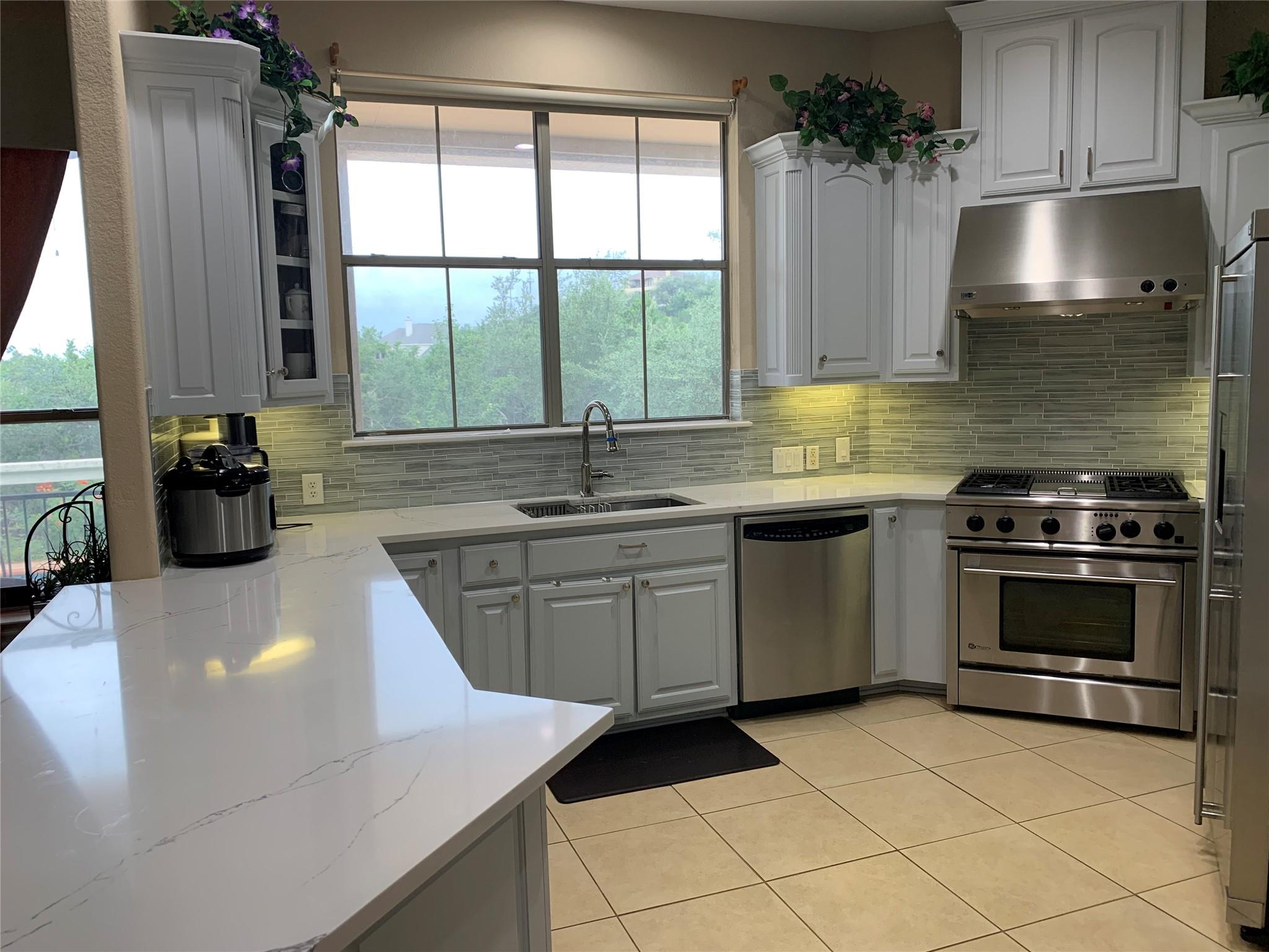 4325 Lago Viento, Austin, TX 78734