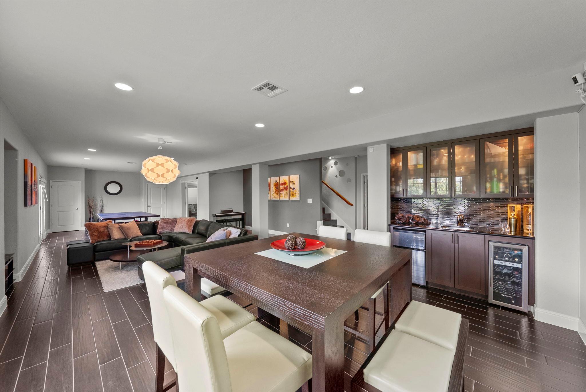 108 Whitley Dr, Austin, TX 78738