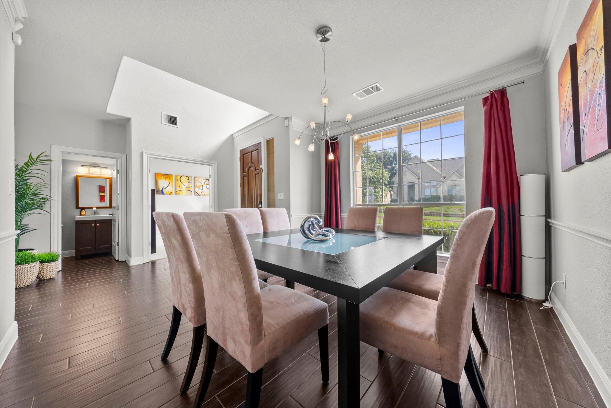 108 Whitley Dr, Austin, TX 78738