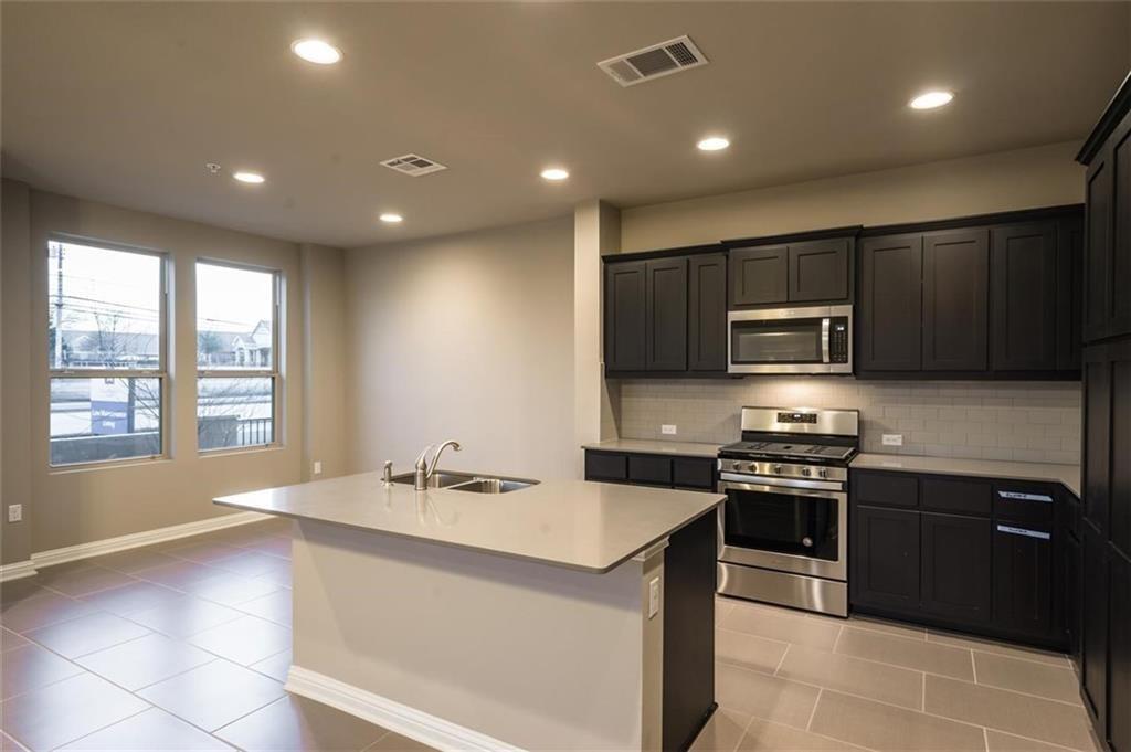 6814 E Riverside Dr # 44, Austin, TX 78741