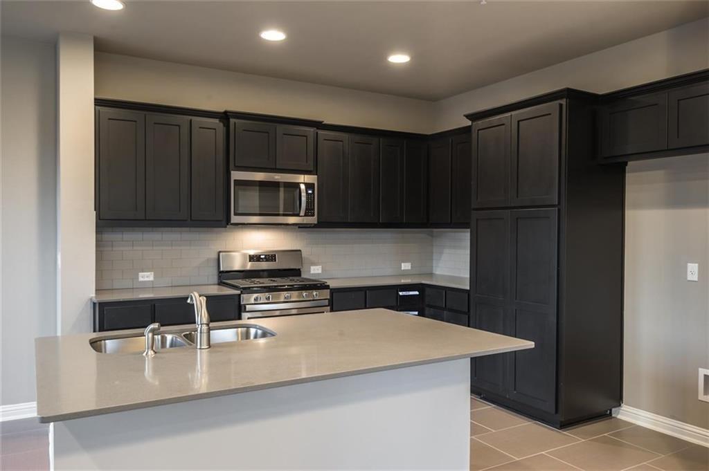 6814 E Riverside Dr # 44, Austin, TX 78741