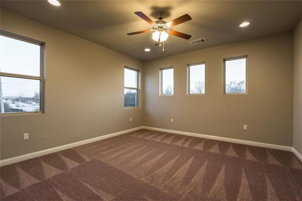 6814 E Riverside Dr # 44, Austin, TX 78741