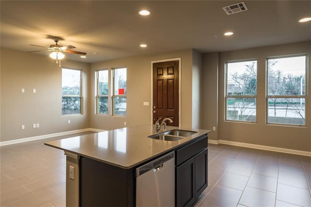 6814 E Riverside Dr # 44, Austin, TX 78741