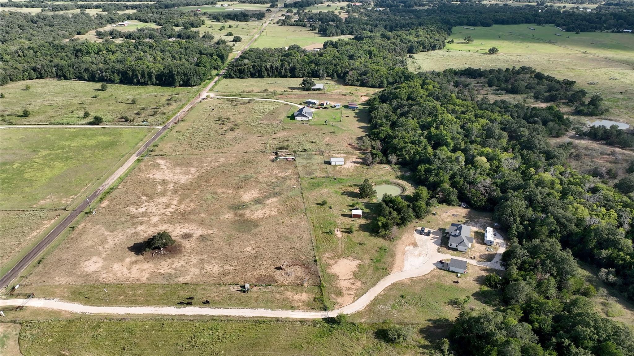 668 Fairview Dr, Rockdale, TX 76567