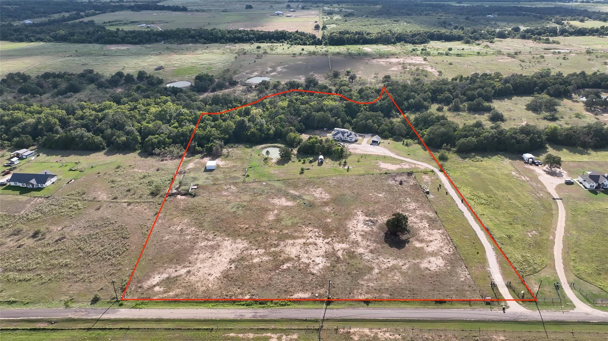 668 Fairview Dr, Rockdale, TX 76567