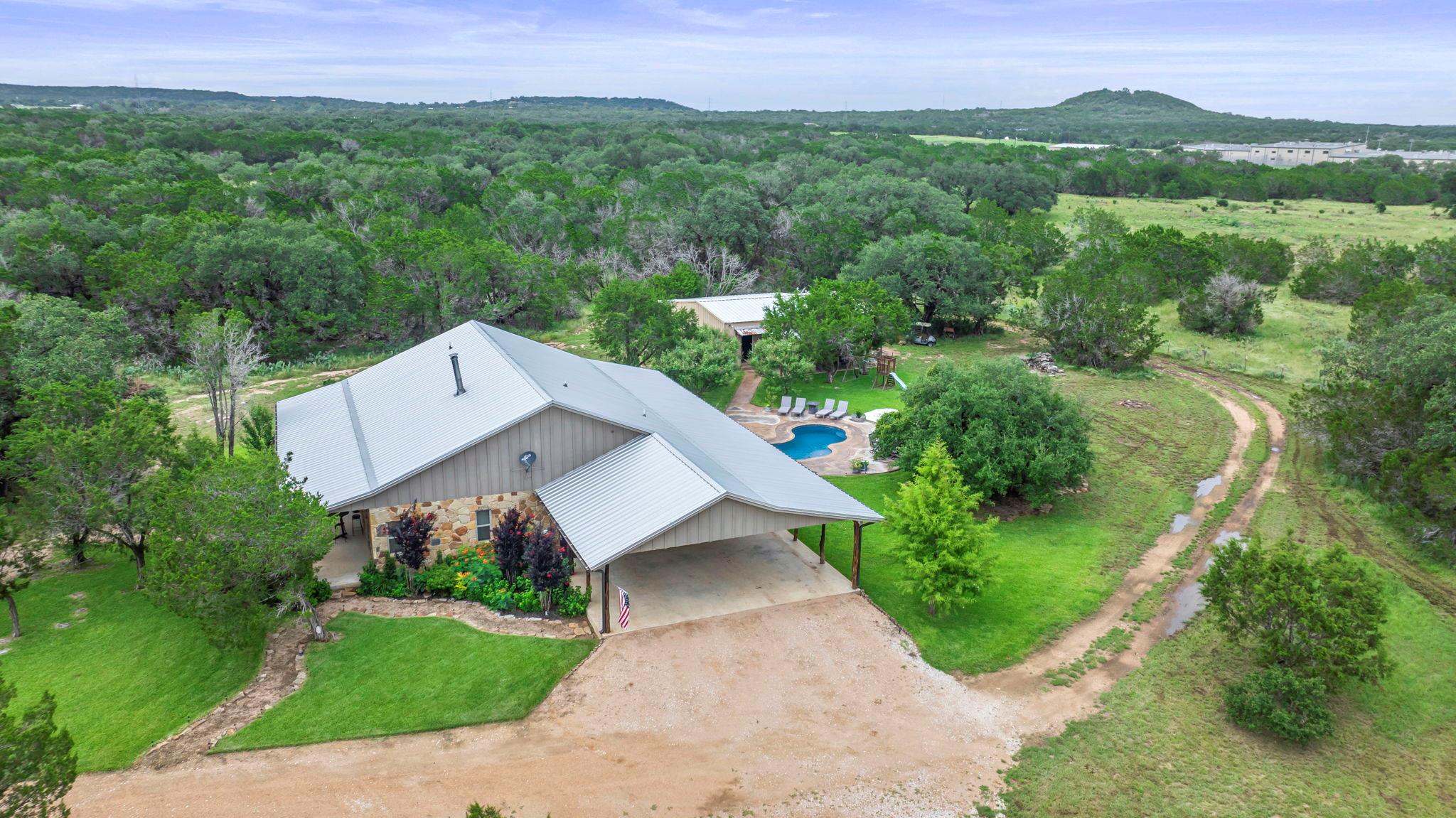 201 N Oak Vista Dr, Burnet, TX 78611