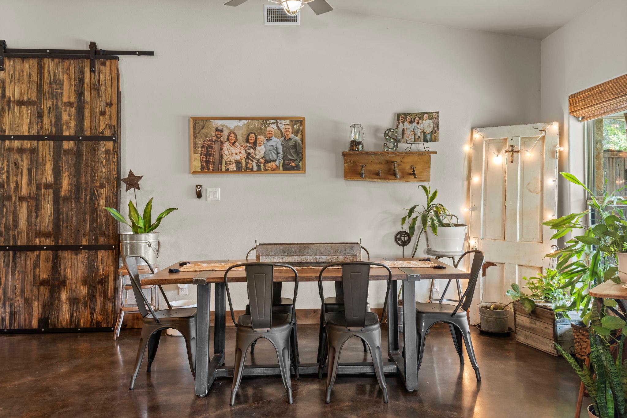 201 N Oak Vista Dr, Burnet, TX 78611