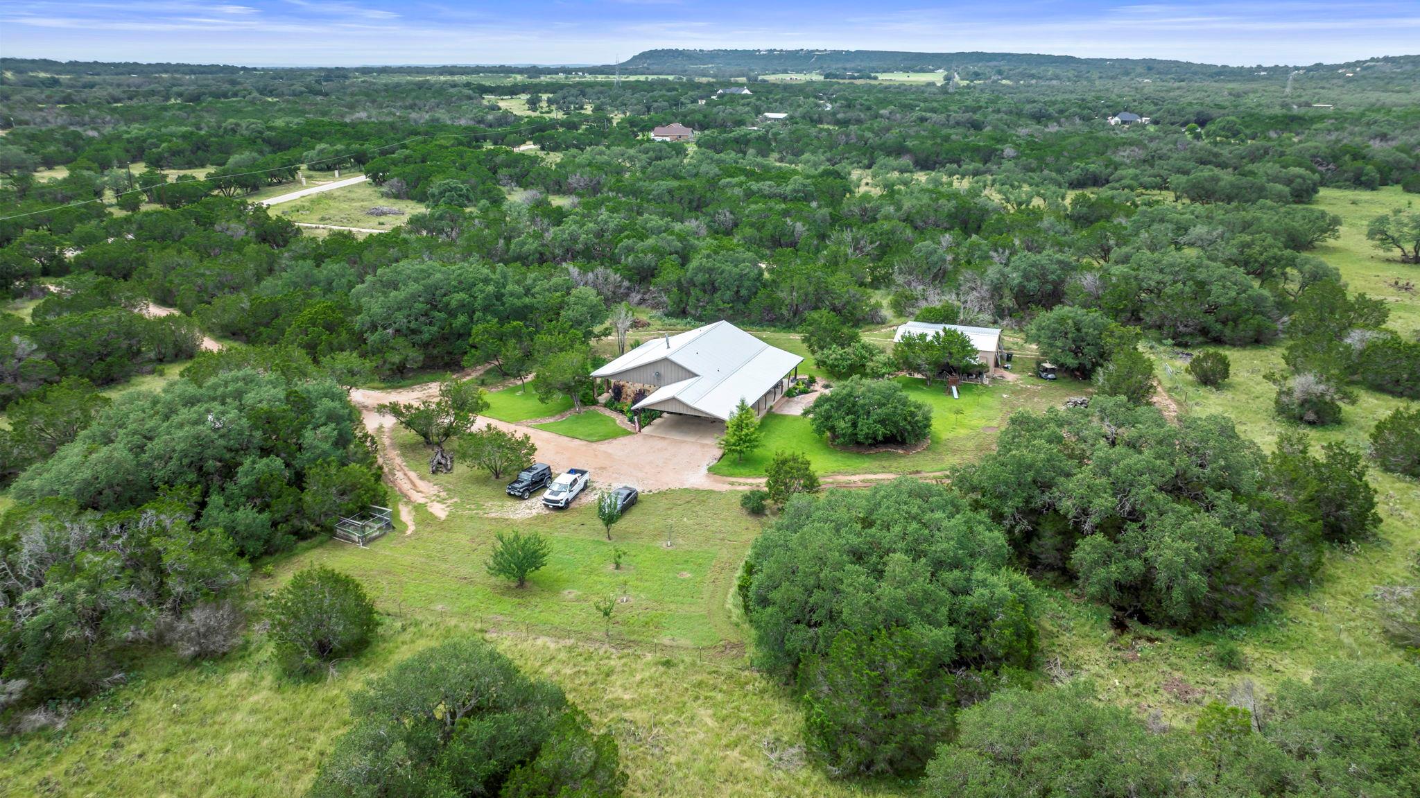 201 N Oak Vista Dr, Burnet, TX 78611