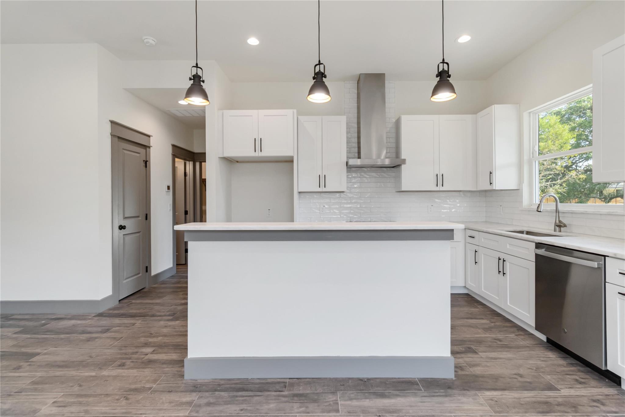 18 Summertime Cir, Wimberley, TX 78676