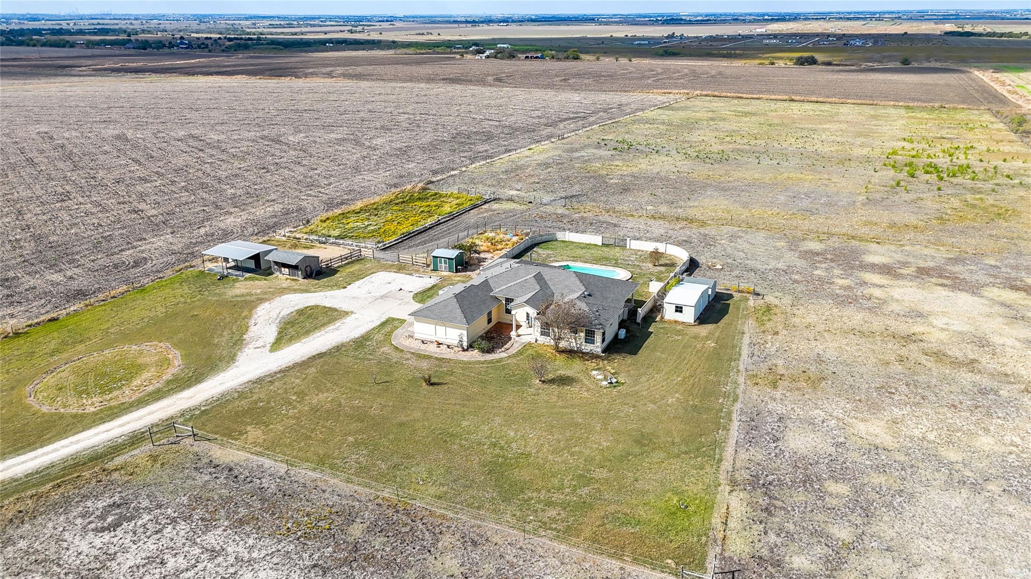 15620 Harry Lind Rd, Elgin, TX 78621