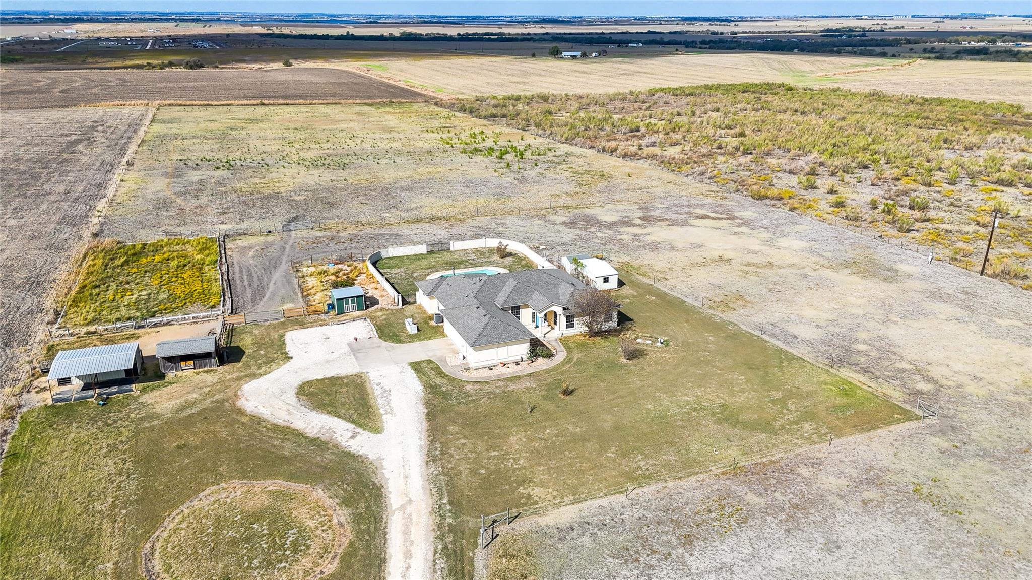 15620 Harry Lind Rd, Elgin, TX 78621