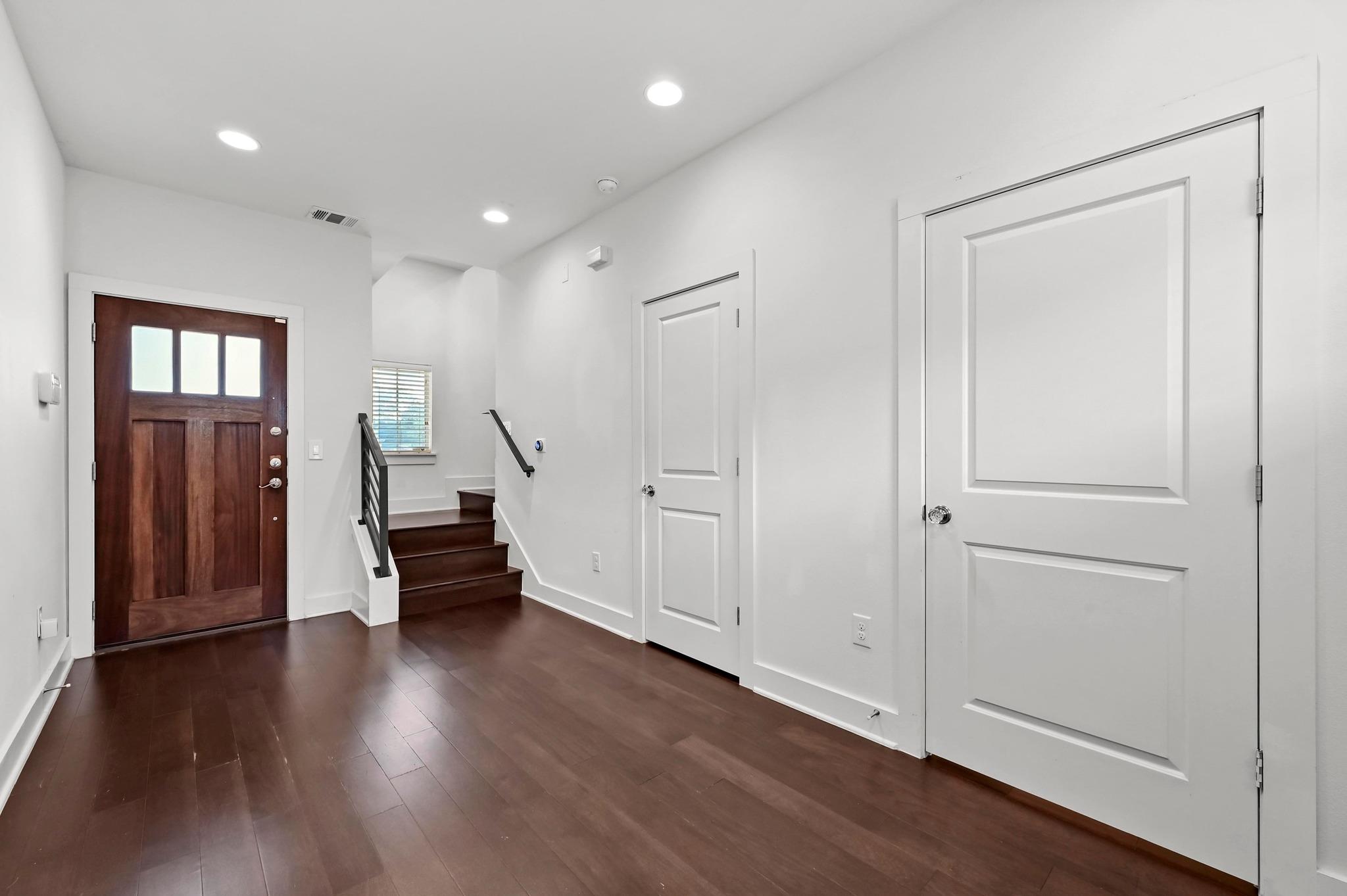 1000 Muse Ln, Austin, TX 78702