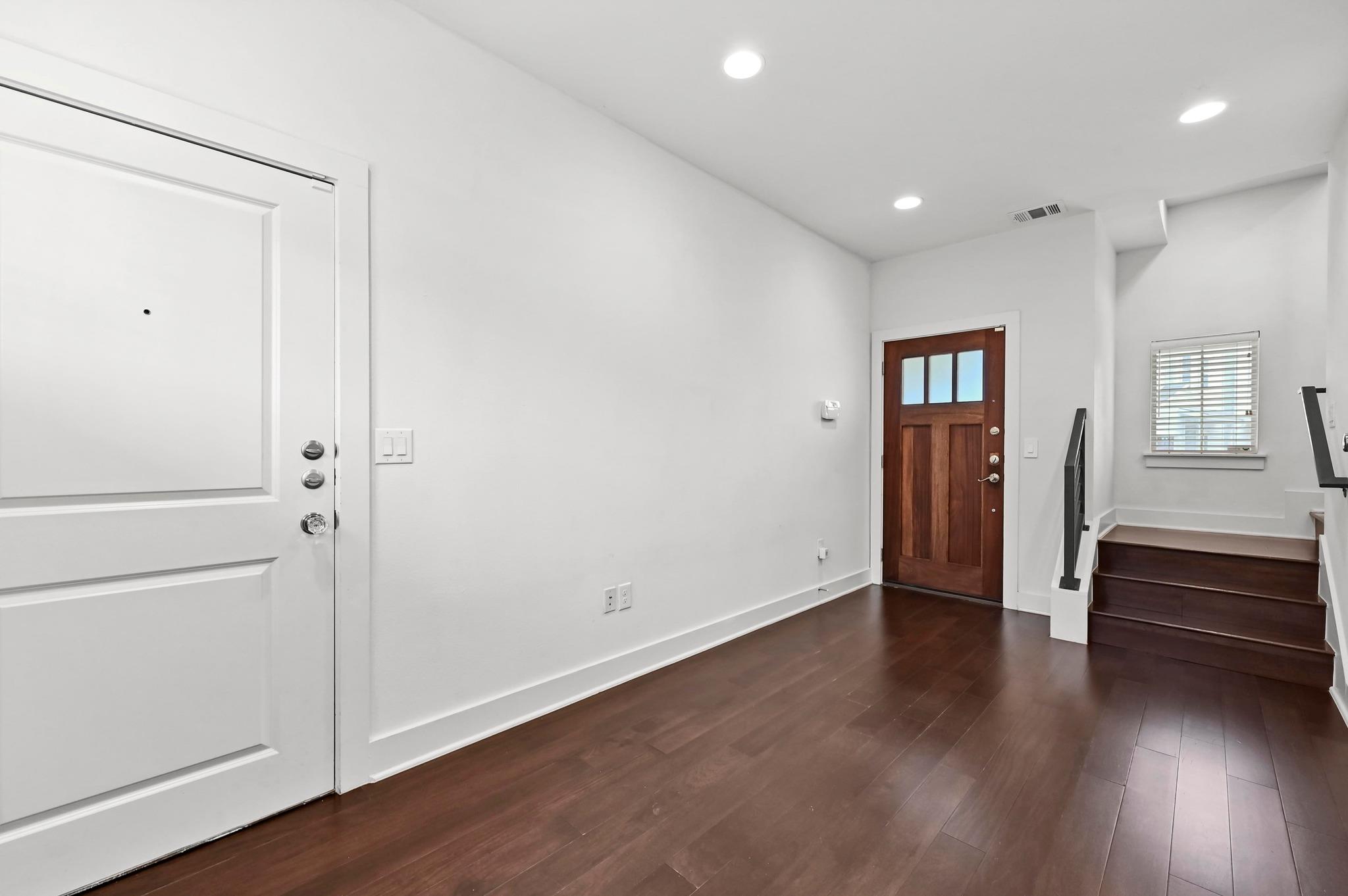 1000 Muse Ln, Austin, TX 78702