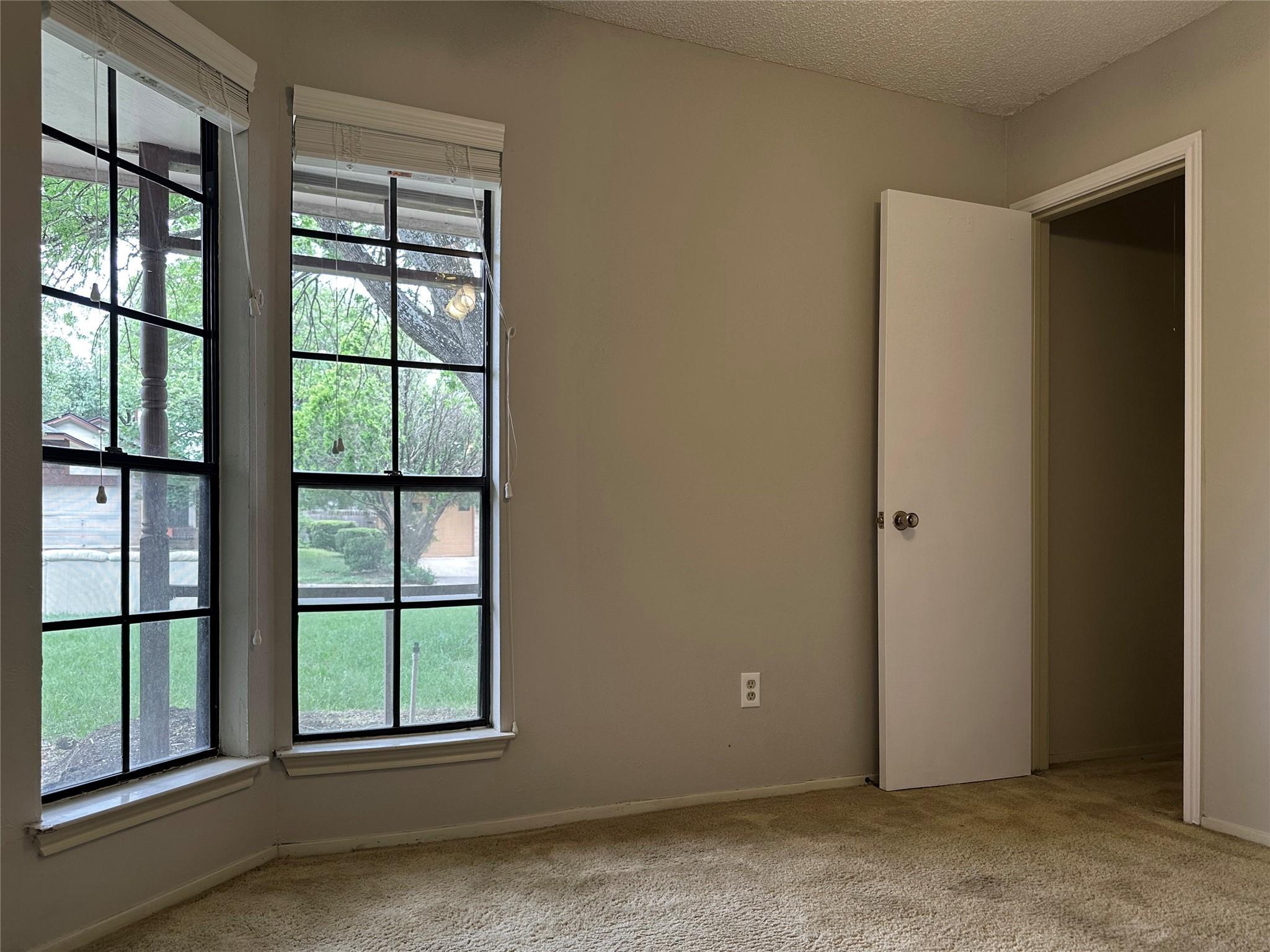 1405 Alma Dr, Austin, TX 78753