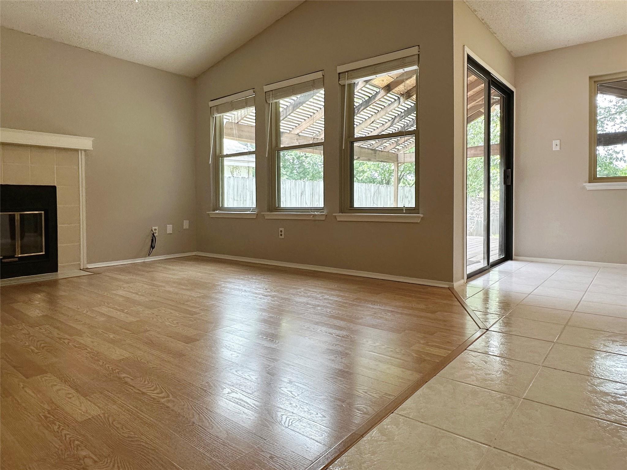 1405 Alma Dr, Austin, TX 78753