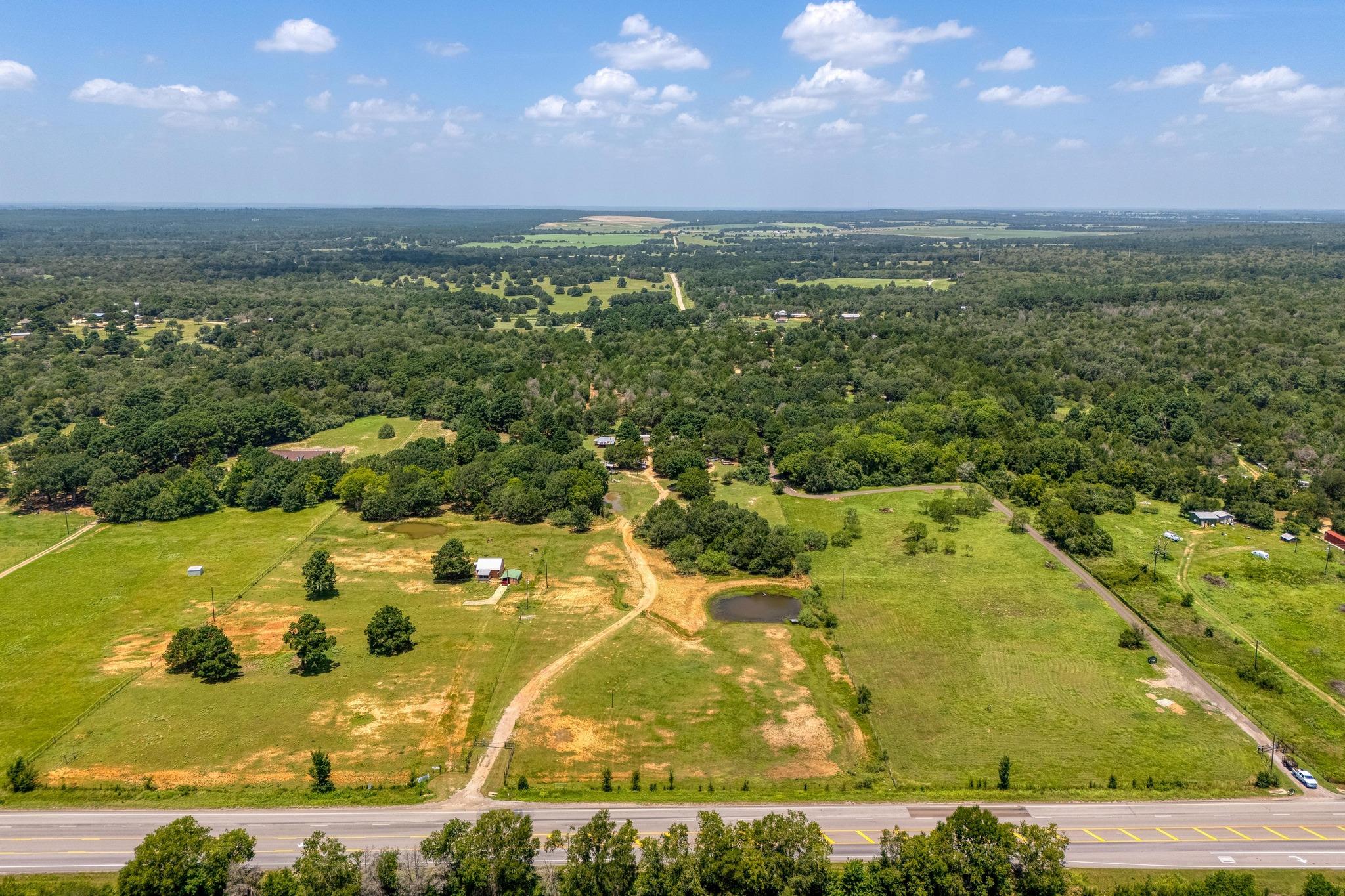 1922 E SH 21, Paige, TX 78659