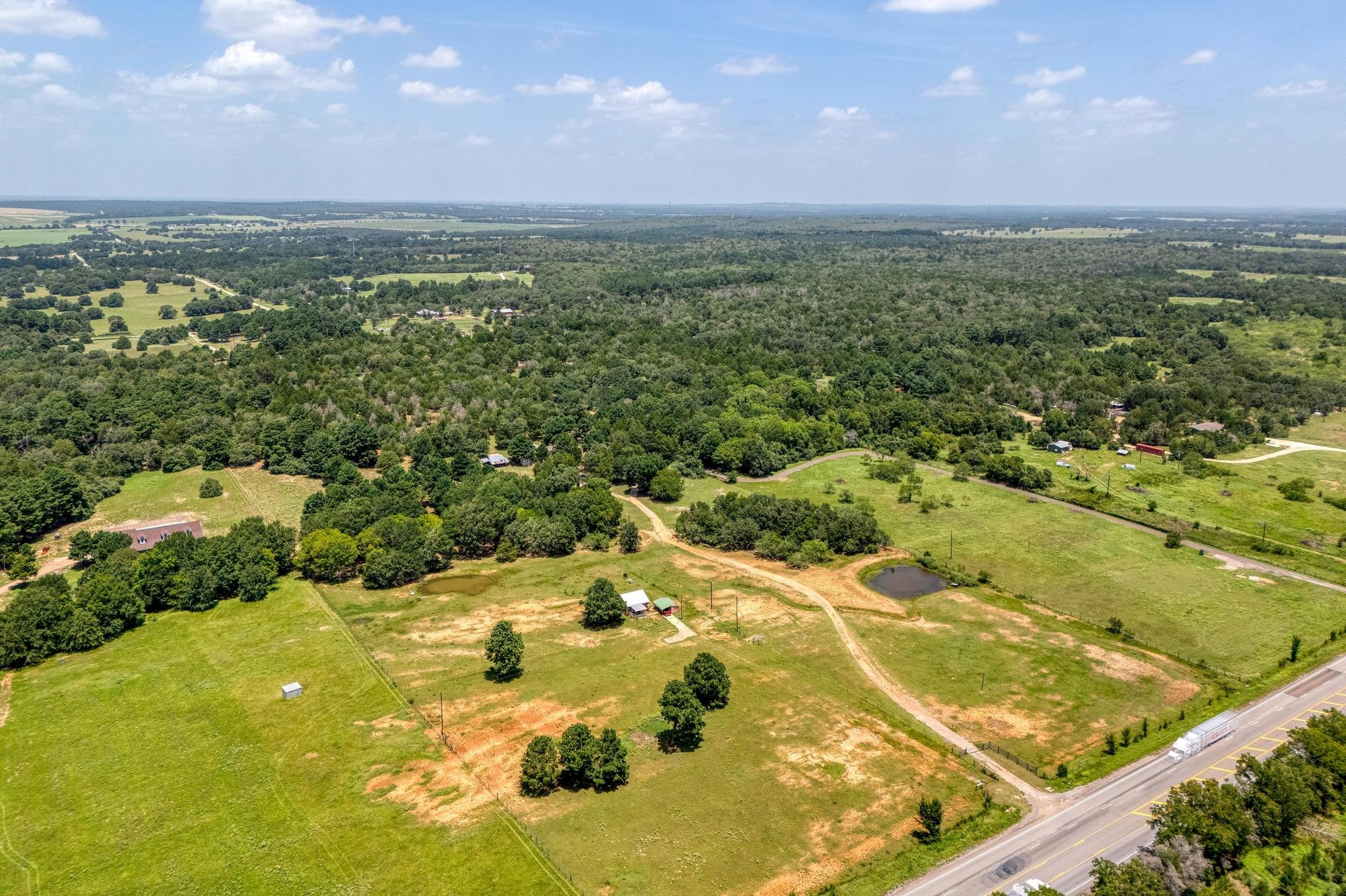 1922 E SH 21, Paige, TX 78659