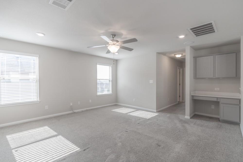 2033 Hat Bender Loop, Round Rock, TX 78664