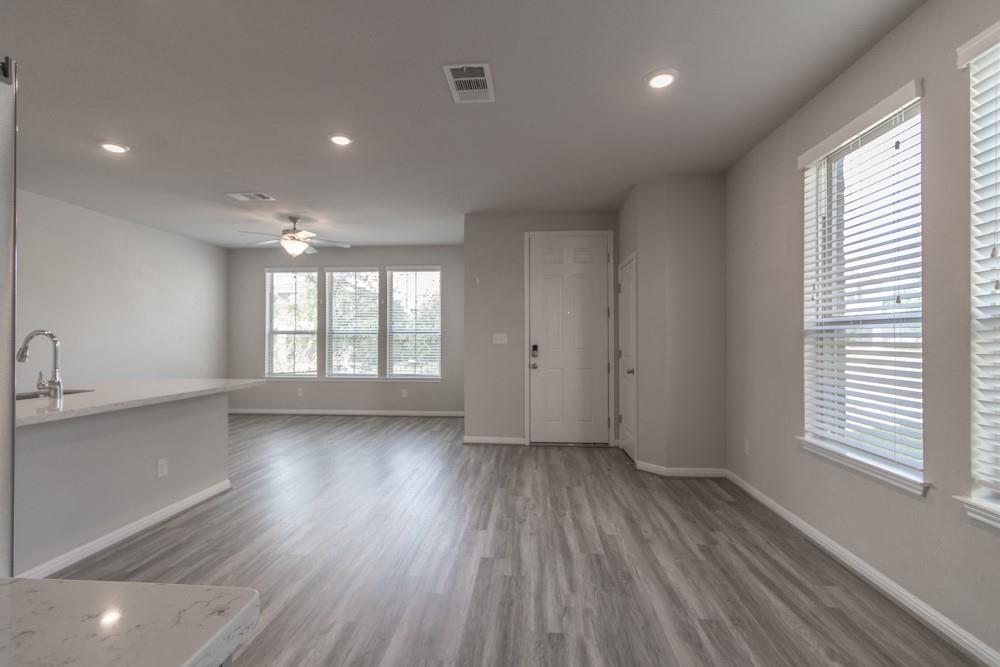 2033 Hat Bender Loop, Round Rock, TX 78664