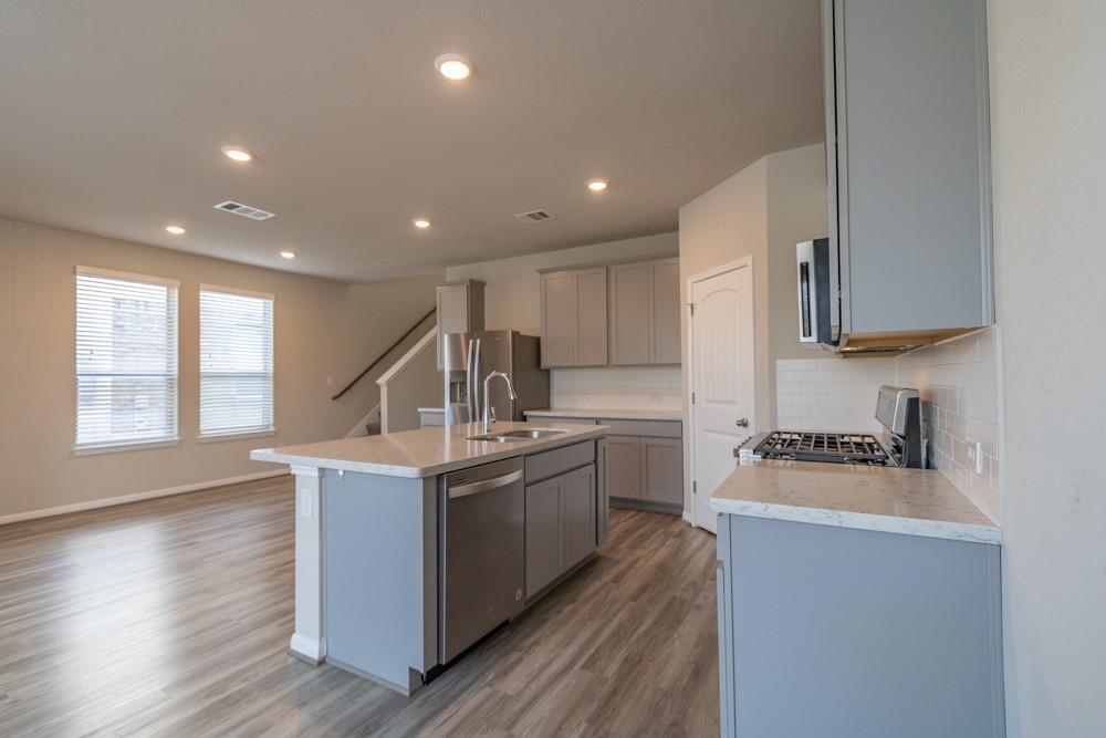 2033 Hat Bender Loop, Round Rock, TX 78664