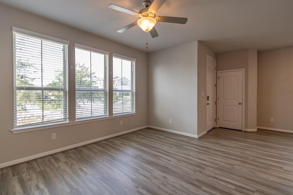 2033 Hat Bender Loop, Round Rock, TX 78664