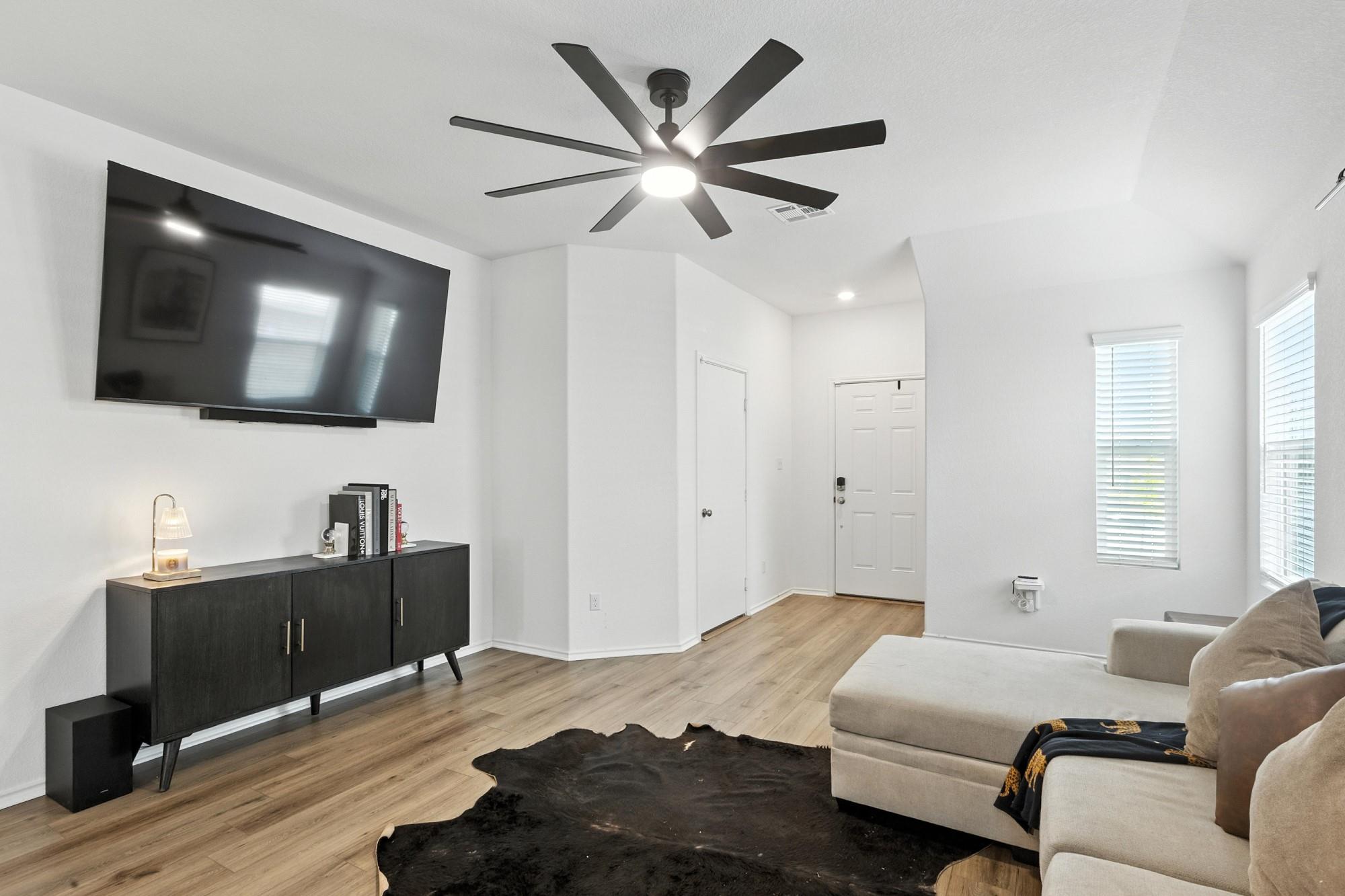 133 Brushy Creek Dr, Bastrop, TX 78602