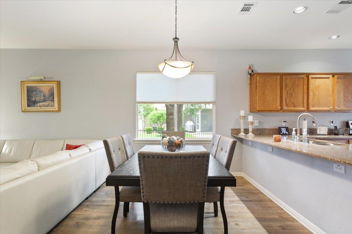 101 Lubbock Dr, Georgetown, TX 78633