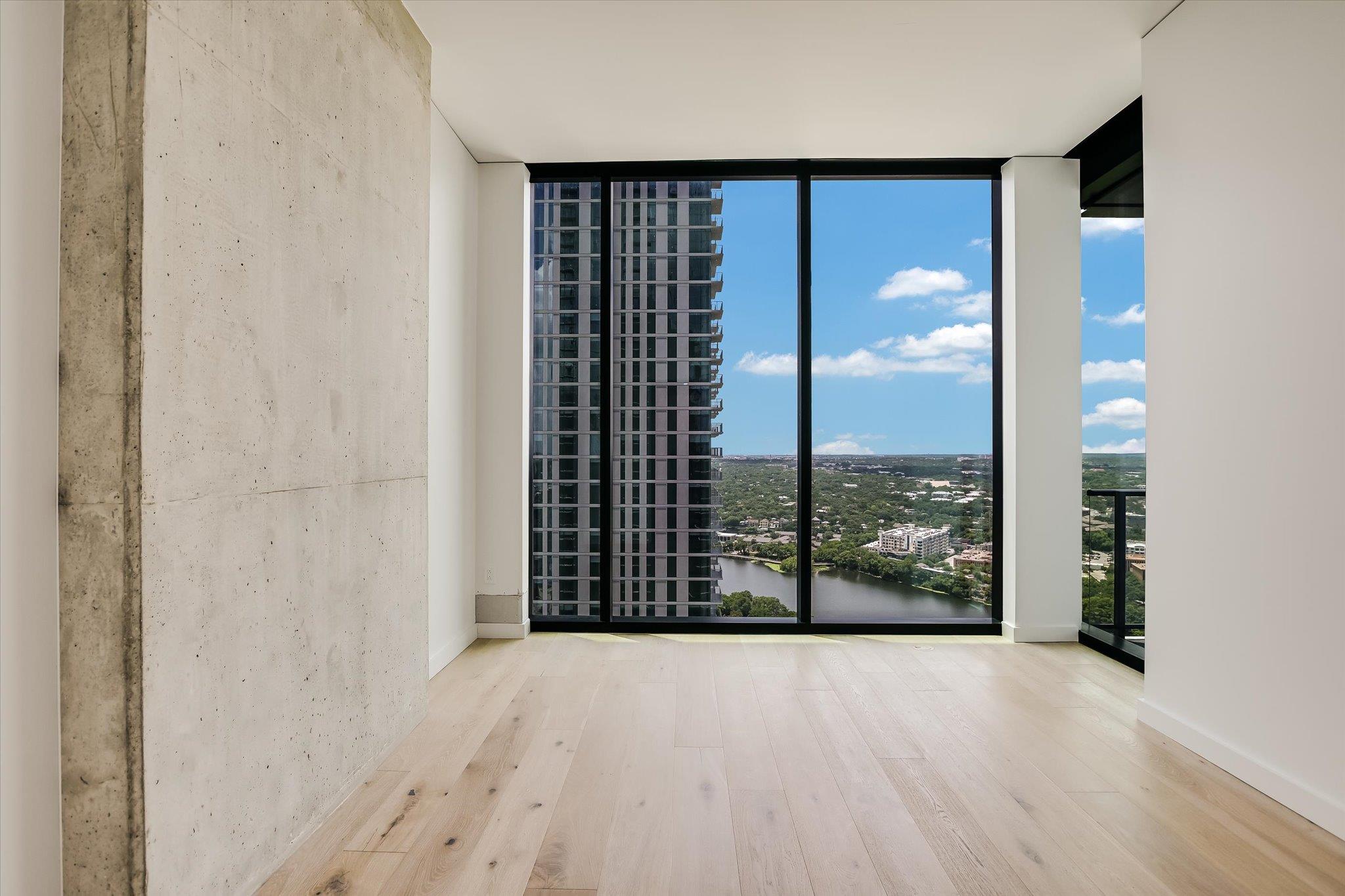 610 Davis St # 3305, Austin, TX 78701