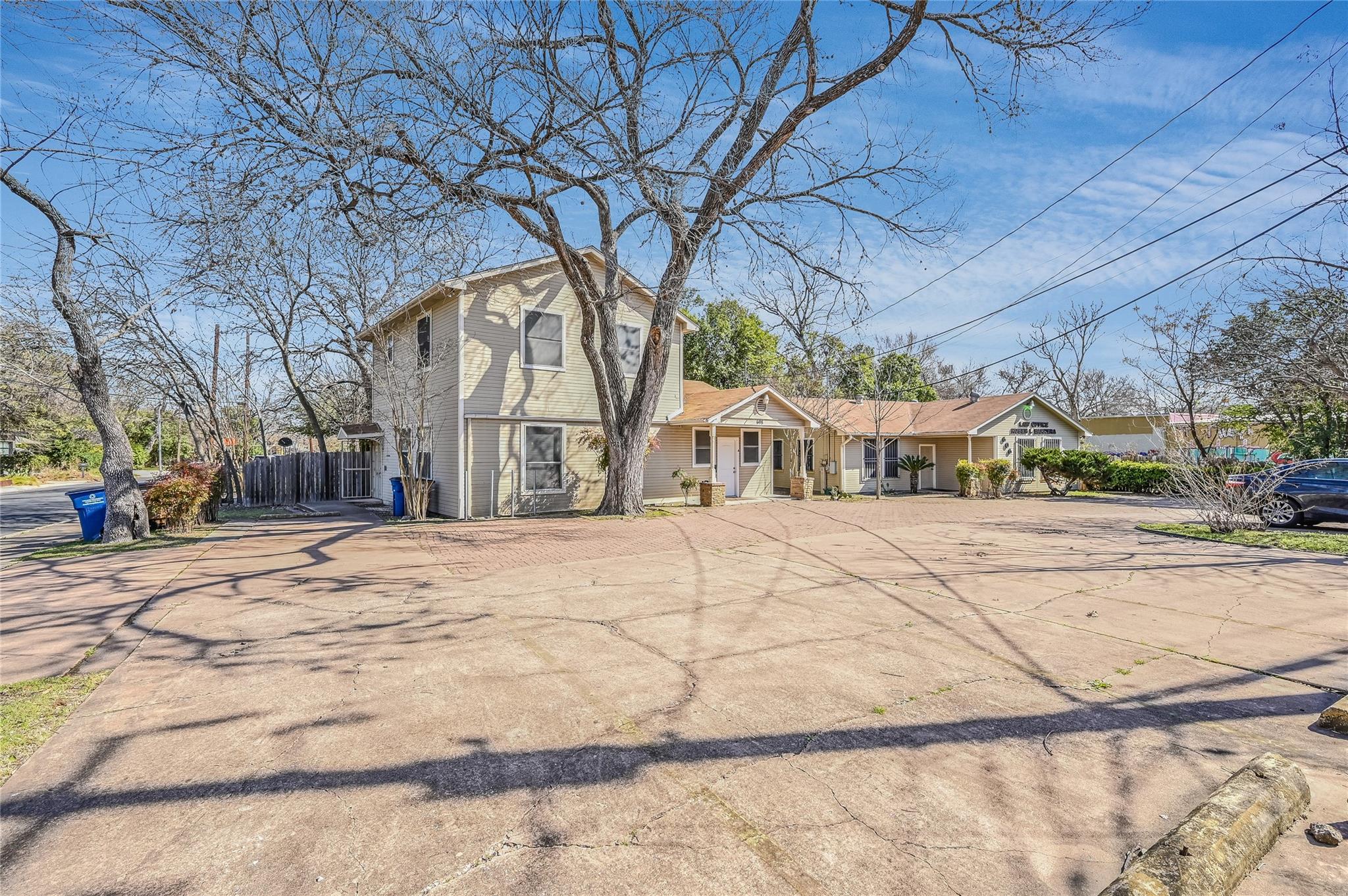 608 W Oltorf St # B, Austin, TX 78704