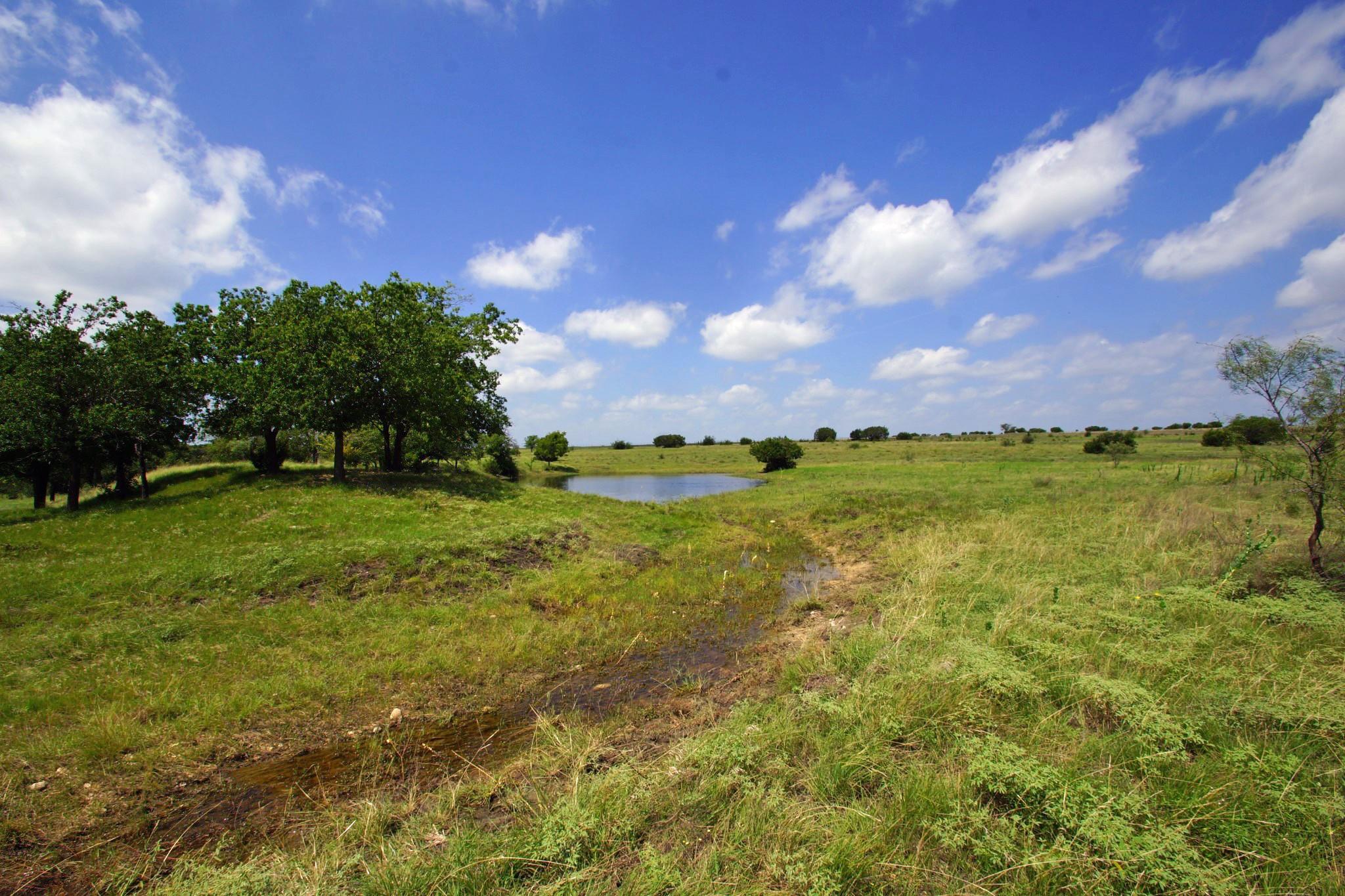 2002 County Road 276, Bertram, TX 78605