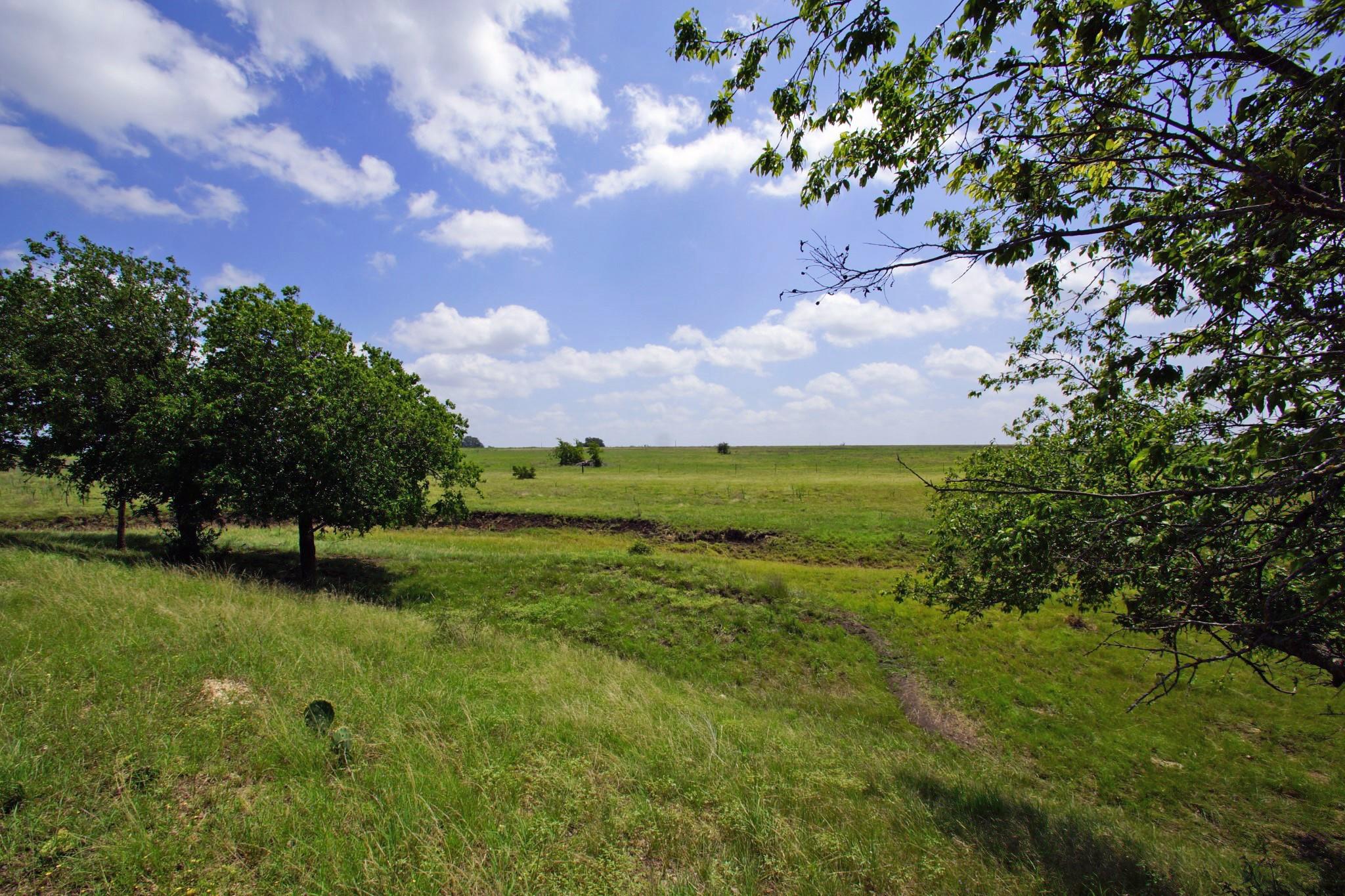 2002 County Road 276, Bertram, TX 78605