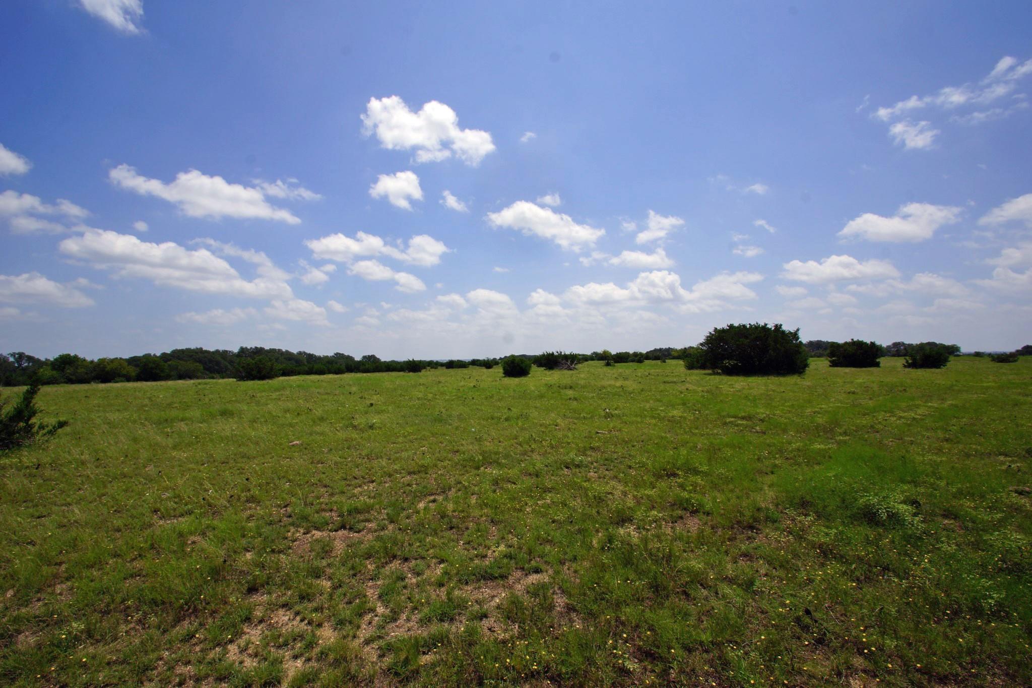 2002 County Road 276, Bertram, TX 78605