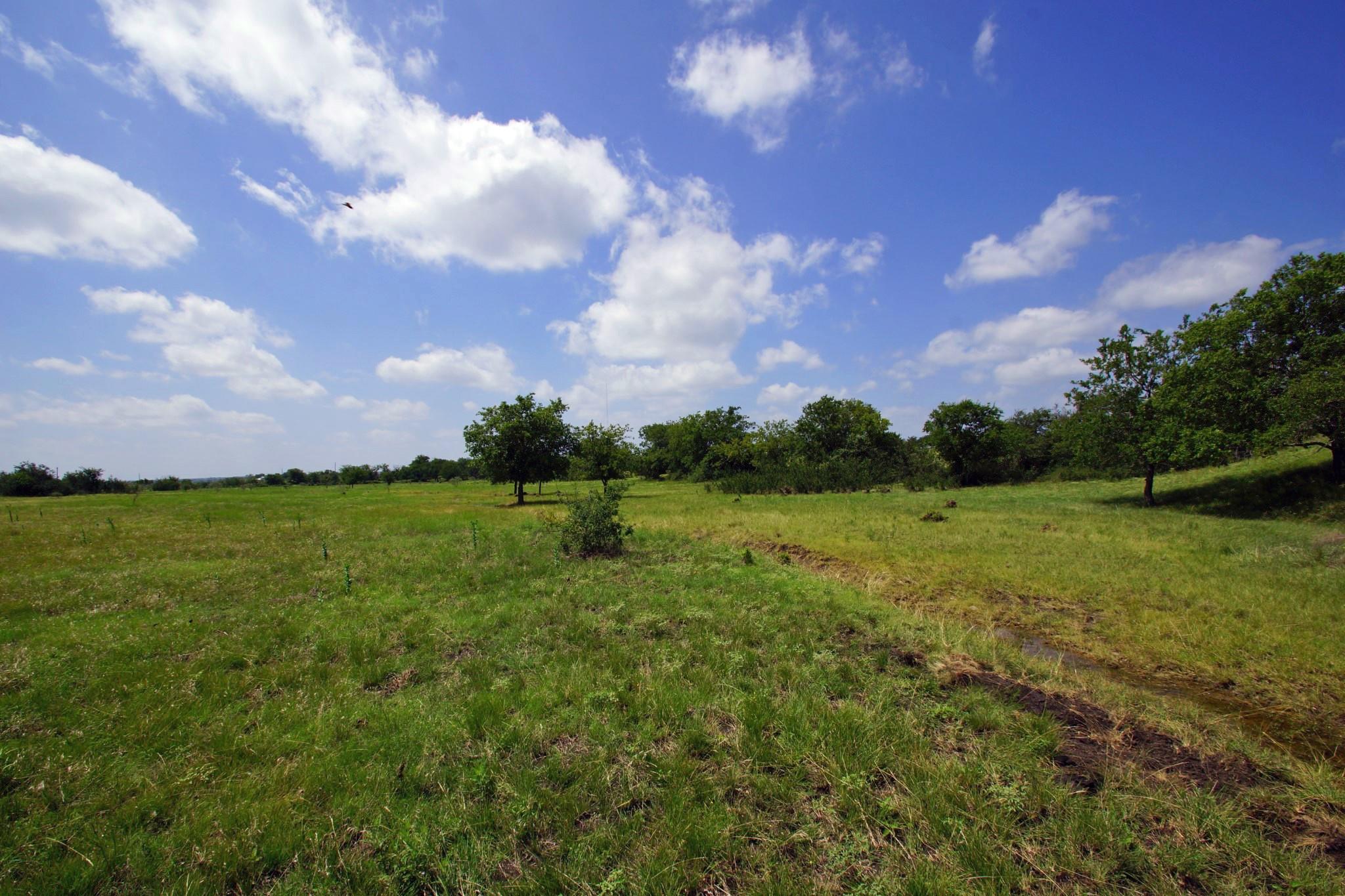 2002 County Road 276, Bertram, TX 78605