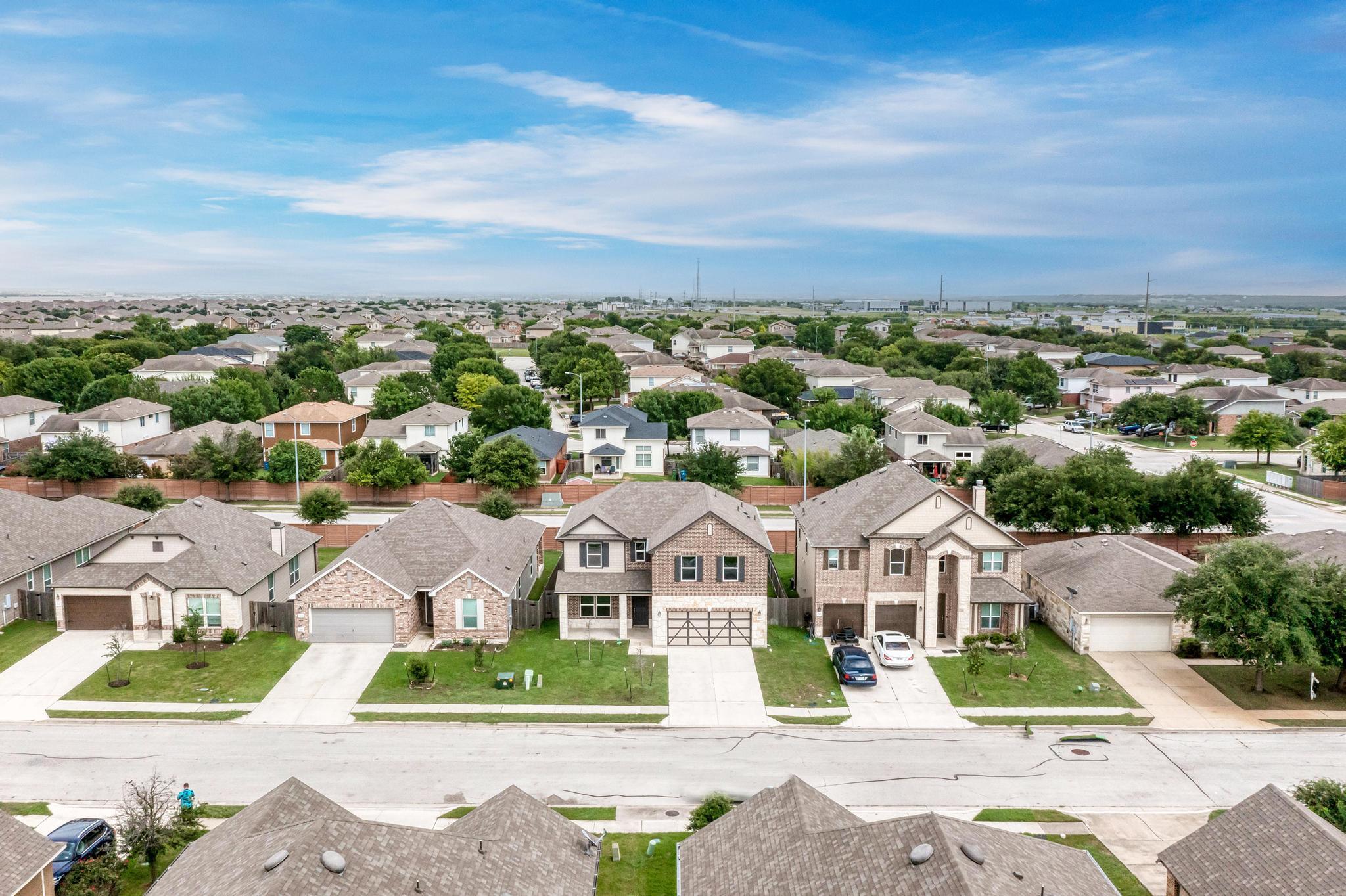 13613 James Garfield, Manor, TX 78653