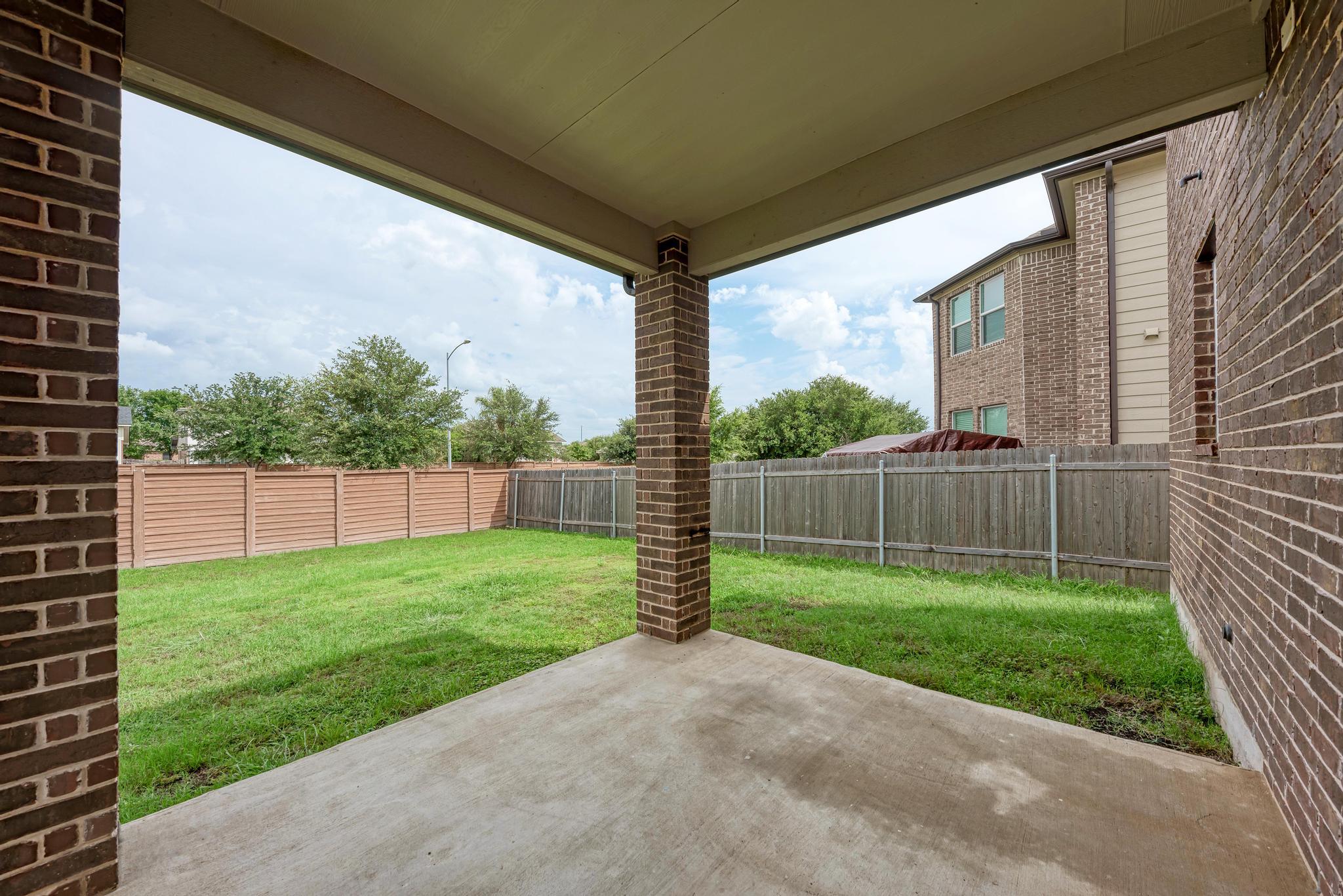 13613 James Garfield, Manor, TX 78653