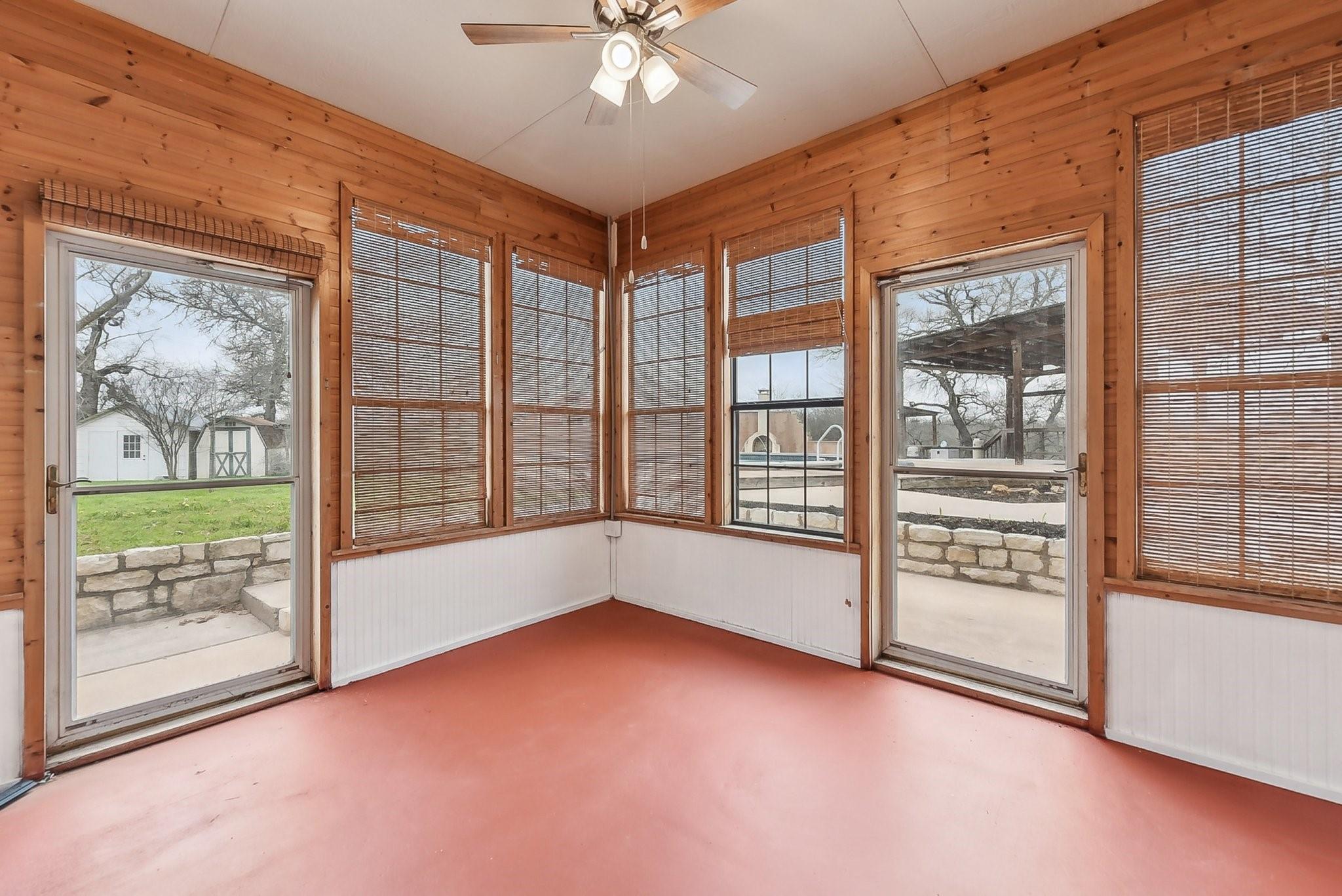 112 S Fitzwilliams #A Ln, Bastrop, TX 78602