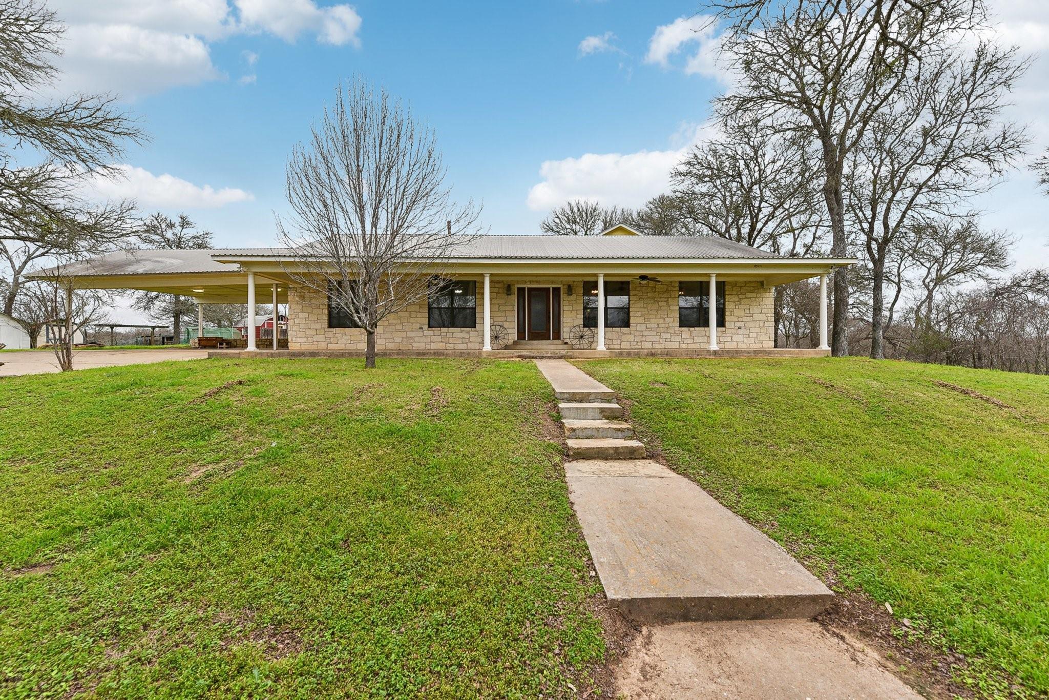 112 S Fitzwilliams #A Ln, Bastrop, TX 78602