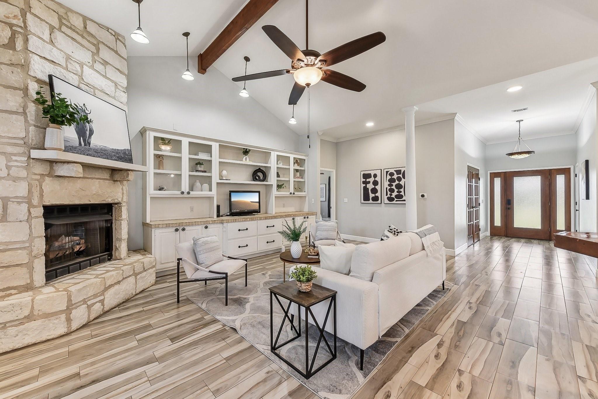 112 S Fitzwilliams #A Ln, Bastrop, TX 78602