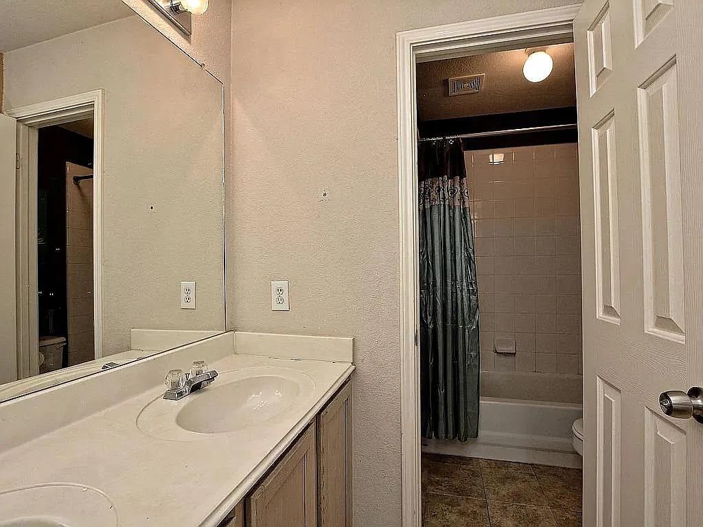 1207 Chinquapin Ct, Round Rock, TX 78681