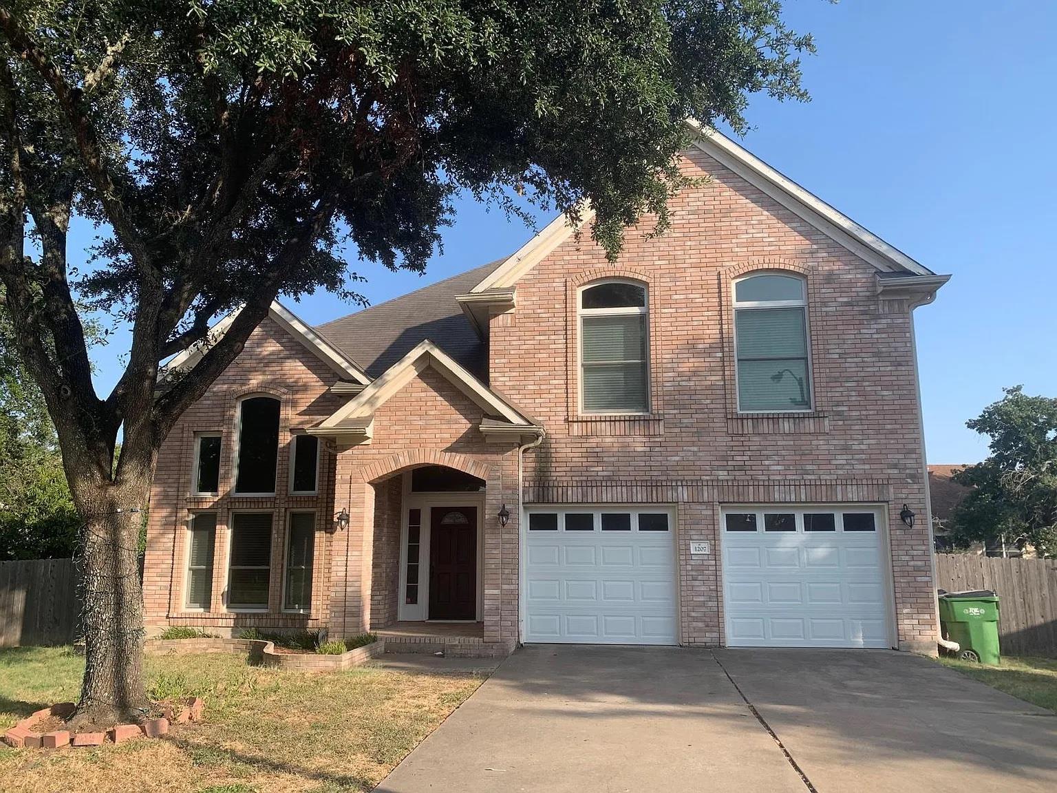 1207 Chinquapin Ct, Round Rock, TX 78681