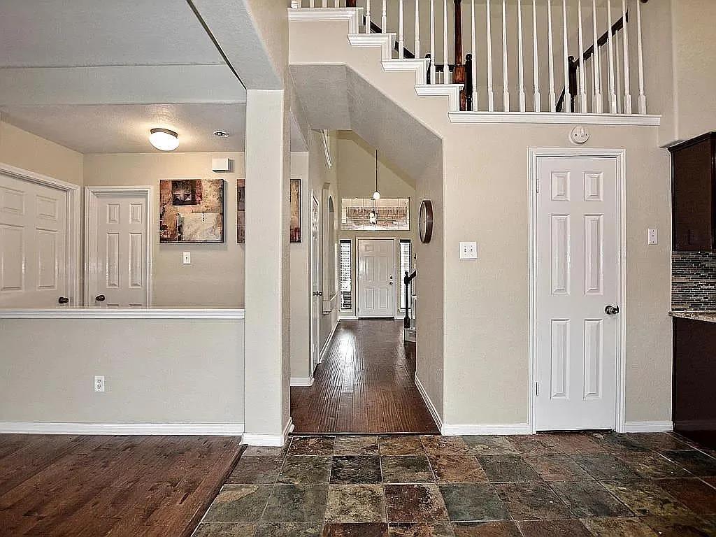 1207 Chinquapin Ct, Round Rock, TX 78681